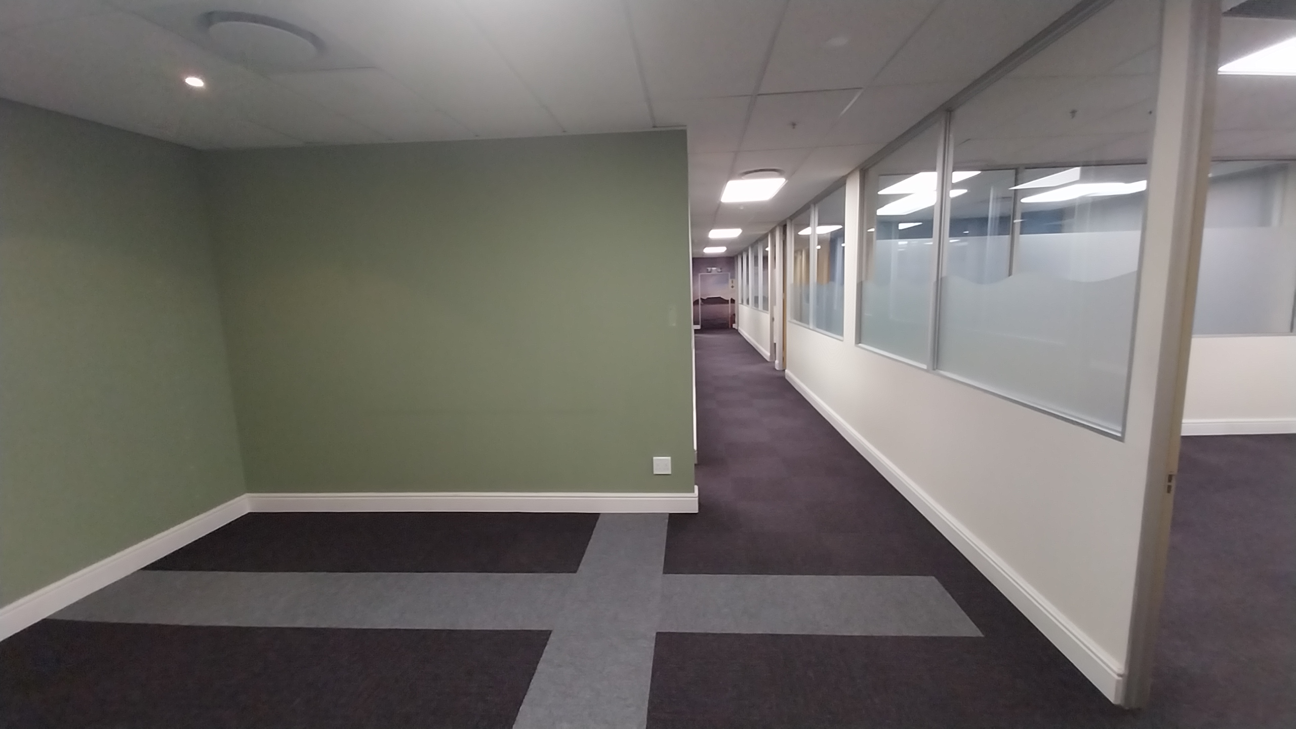 648m² Office Space to rent at 5 St Georges Mall in Cape Town CBD