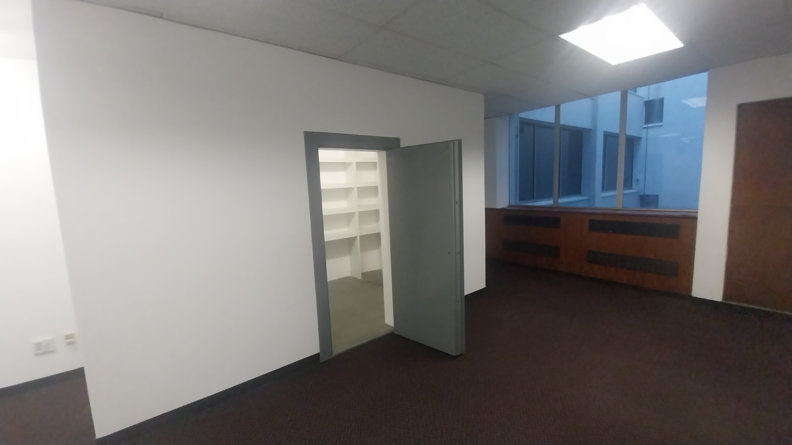 142m² Office Space to rent at Boland Bank Building in Cape Town CBD