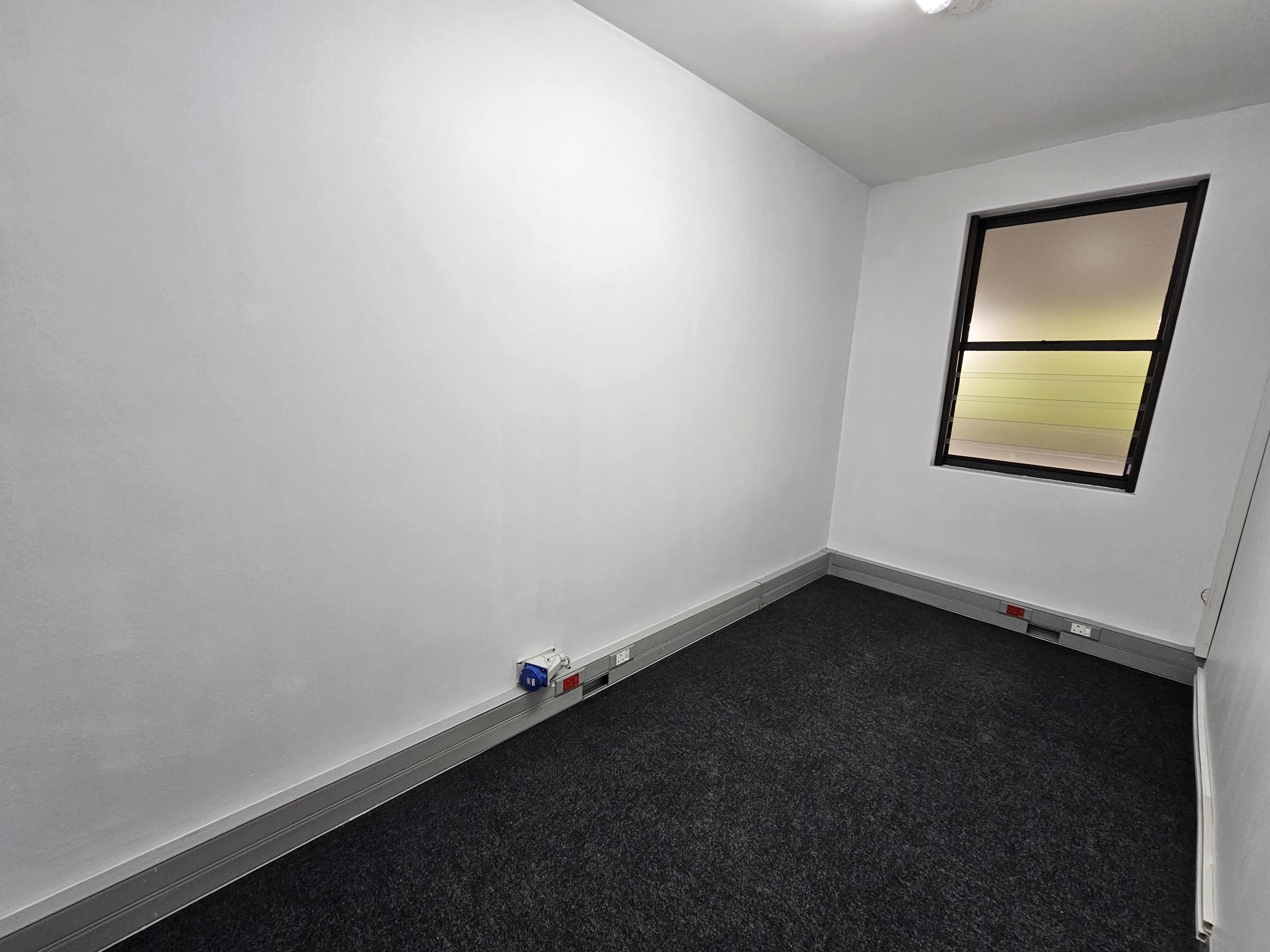185m² Office Space to rent at Century Gate in Century City