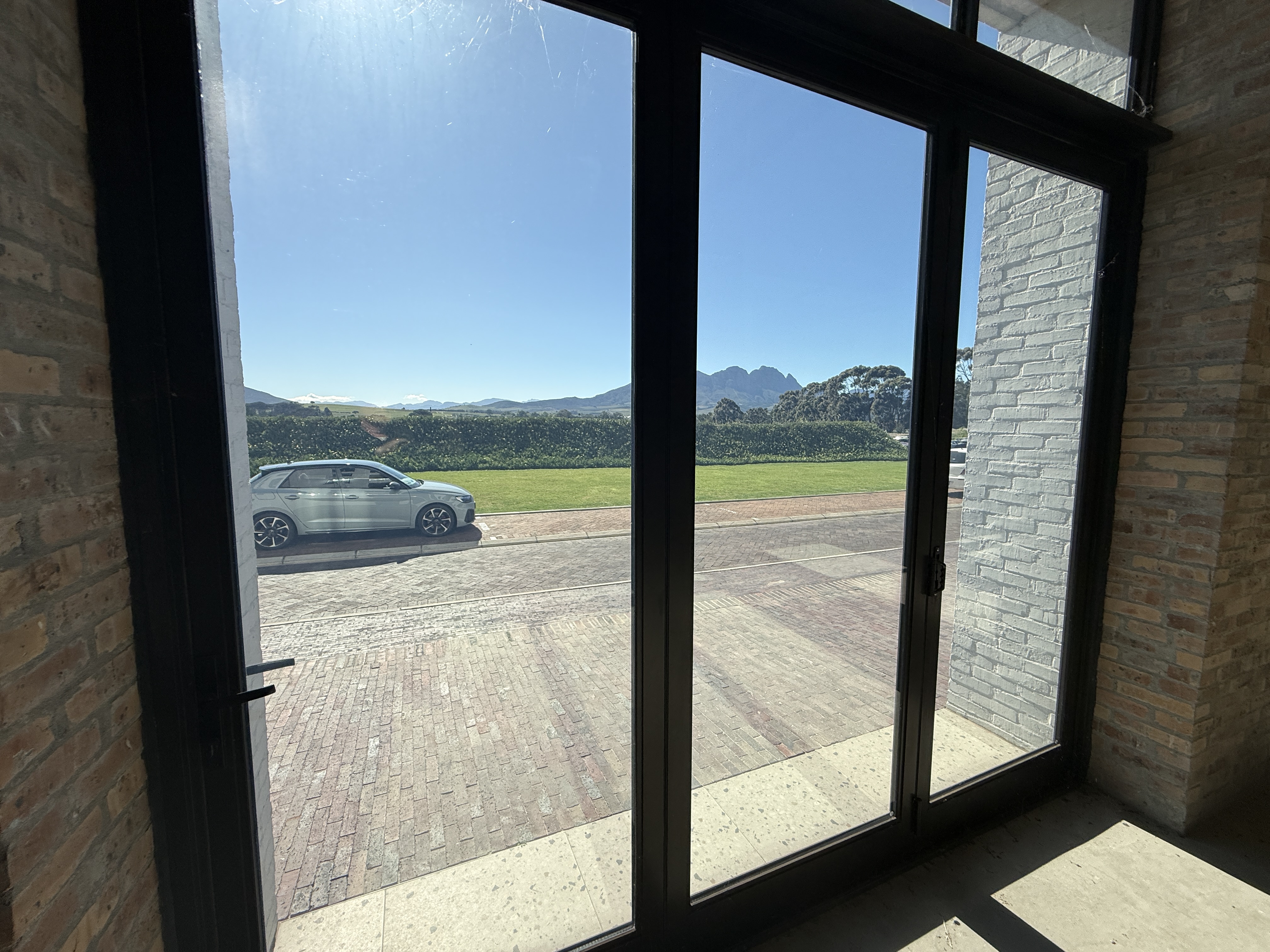 317m² Retail Shops to rent at Devonbosch - Stellenbosch in Stellenbosch