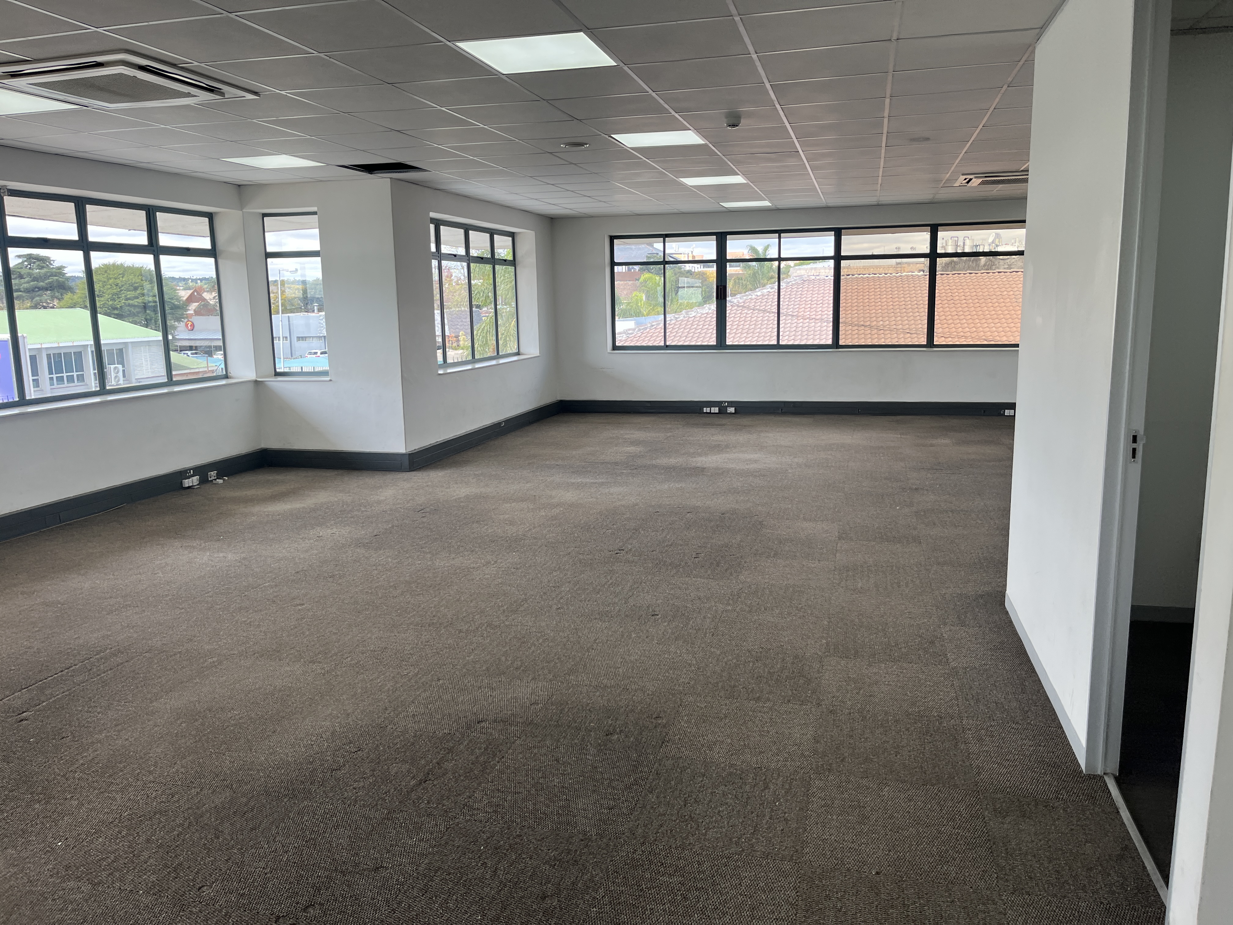 261m² Office Space to rent at 371 Rivonia Boulevard in Rivonia