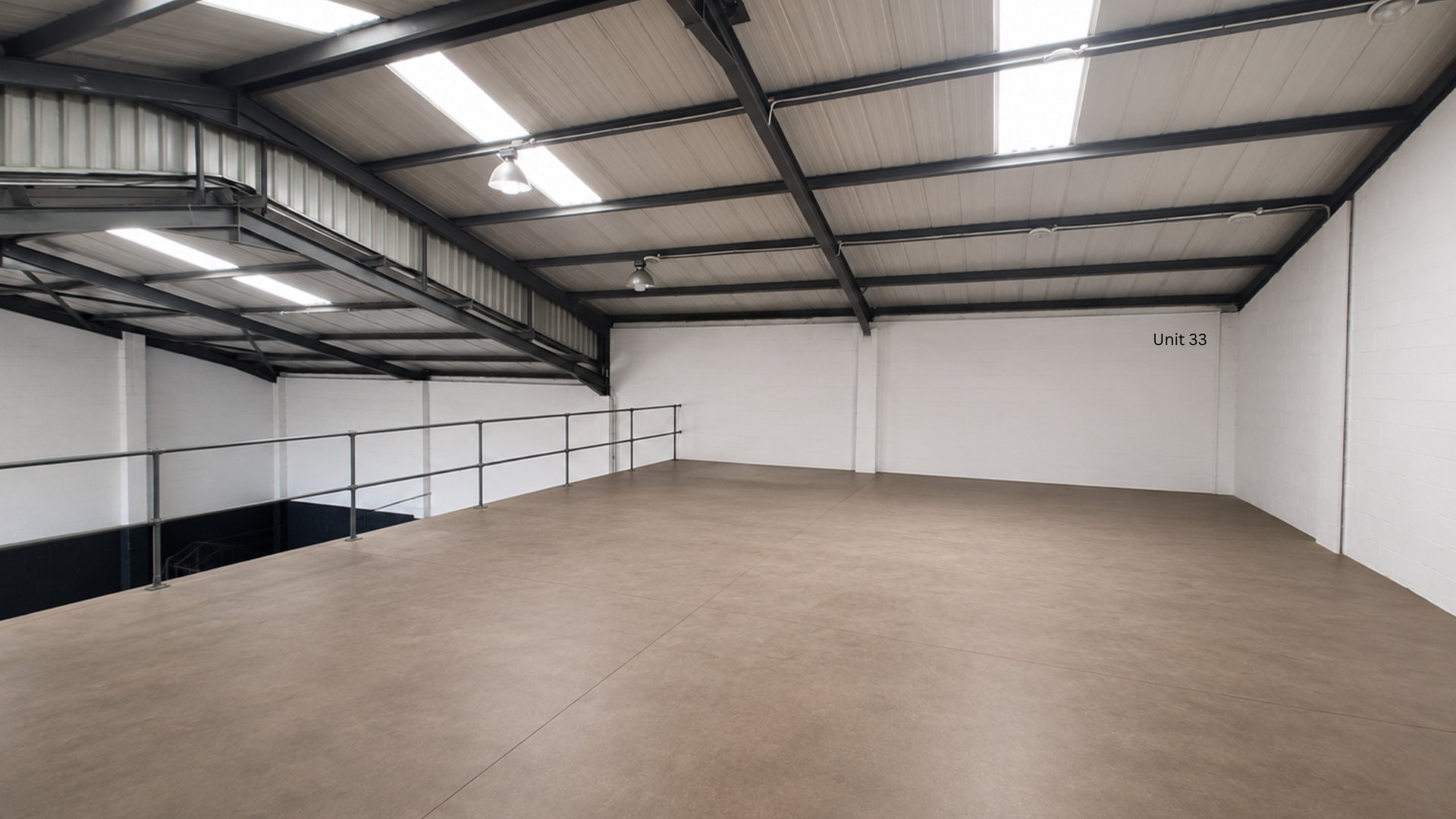 420m² Warehouse to rent at Gunners Factory Park in Epping Industrial
