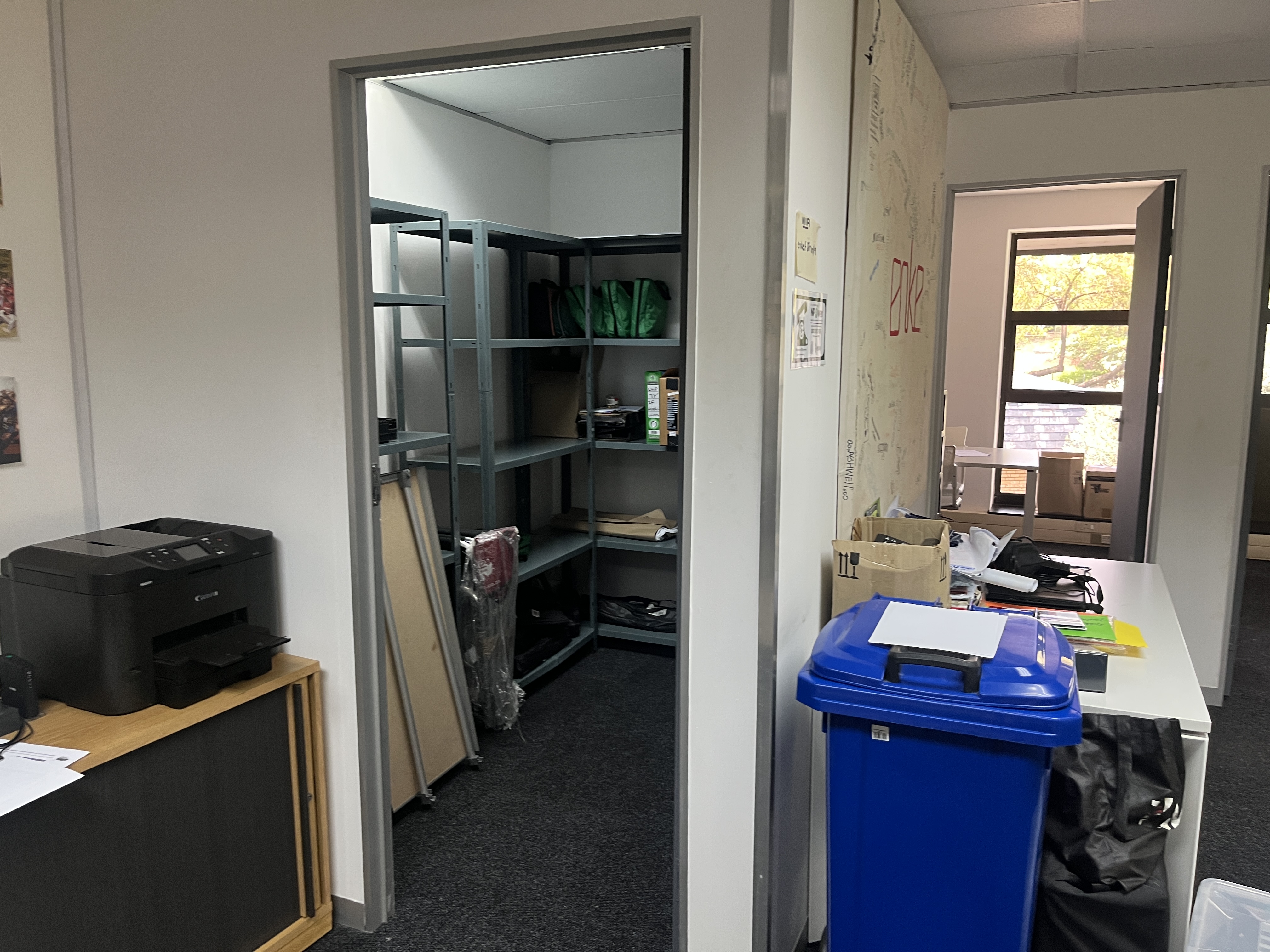 150m² Office Space to rent at Hurlingham Office Park in Hurlingham