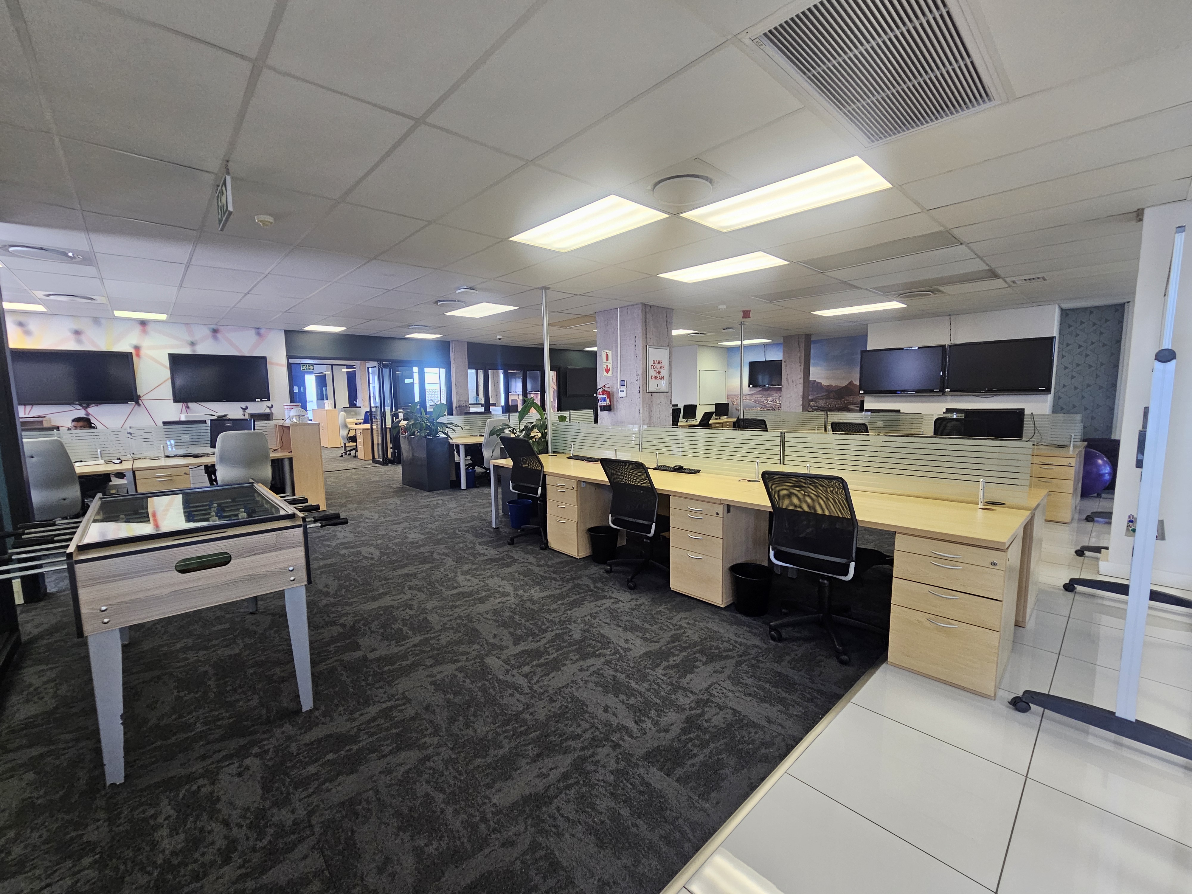 Office Space to rent at Manhattan Plaza in Bo Oakdale