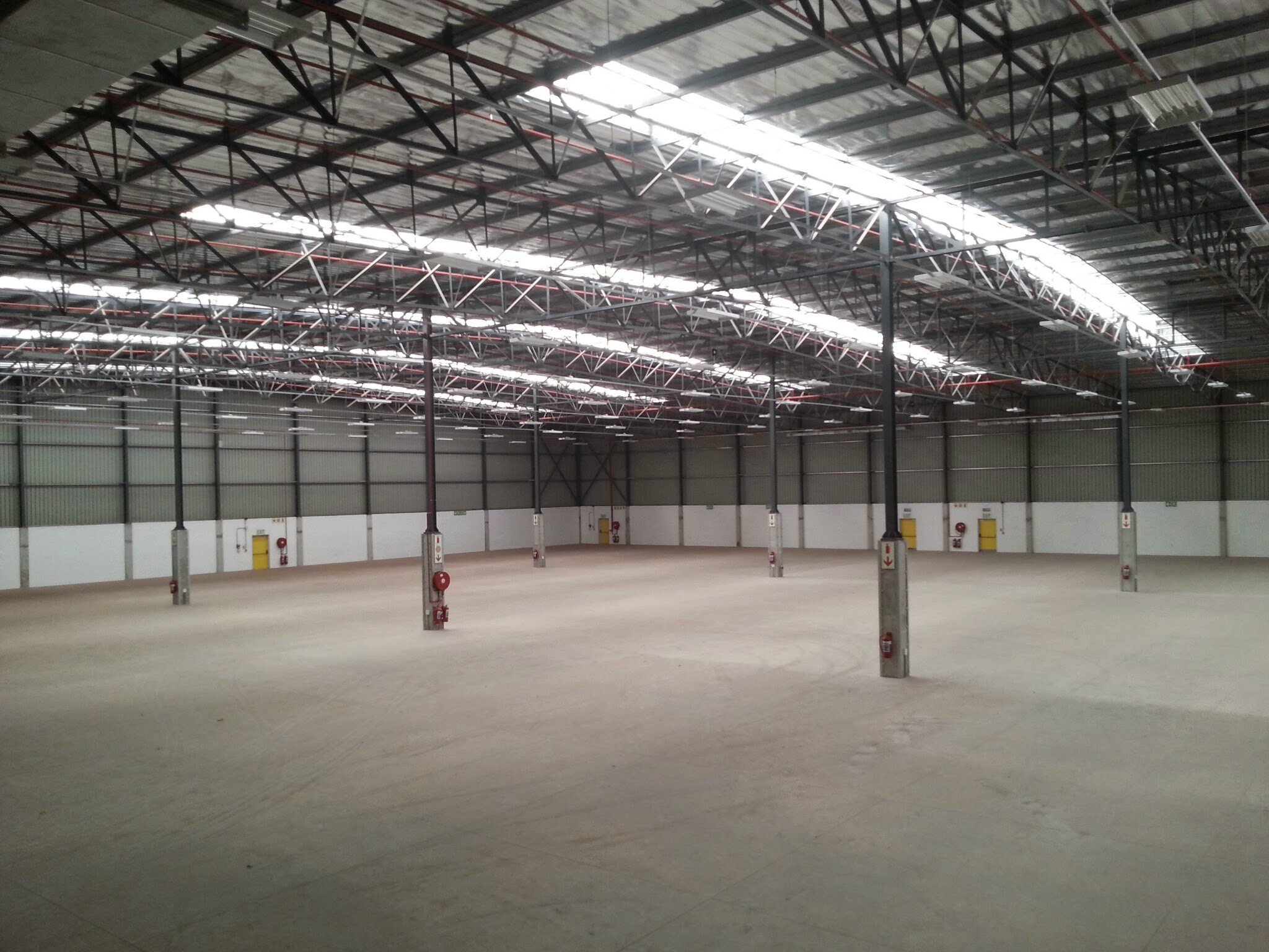 Warehouse to rent at Range Industrial Park in Blackheath Industria