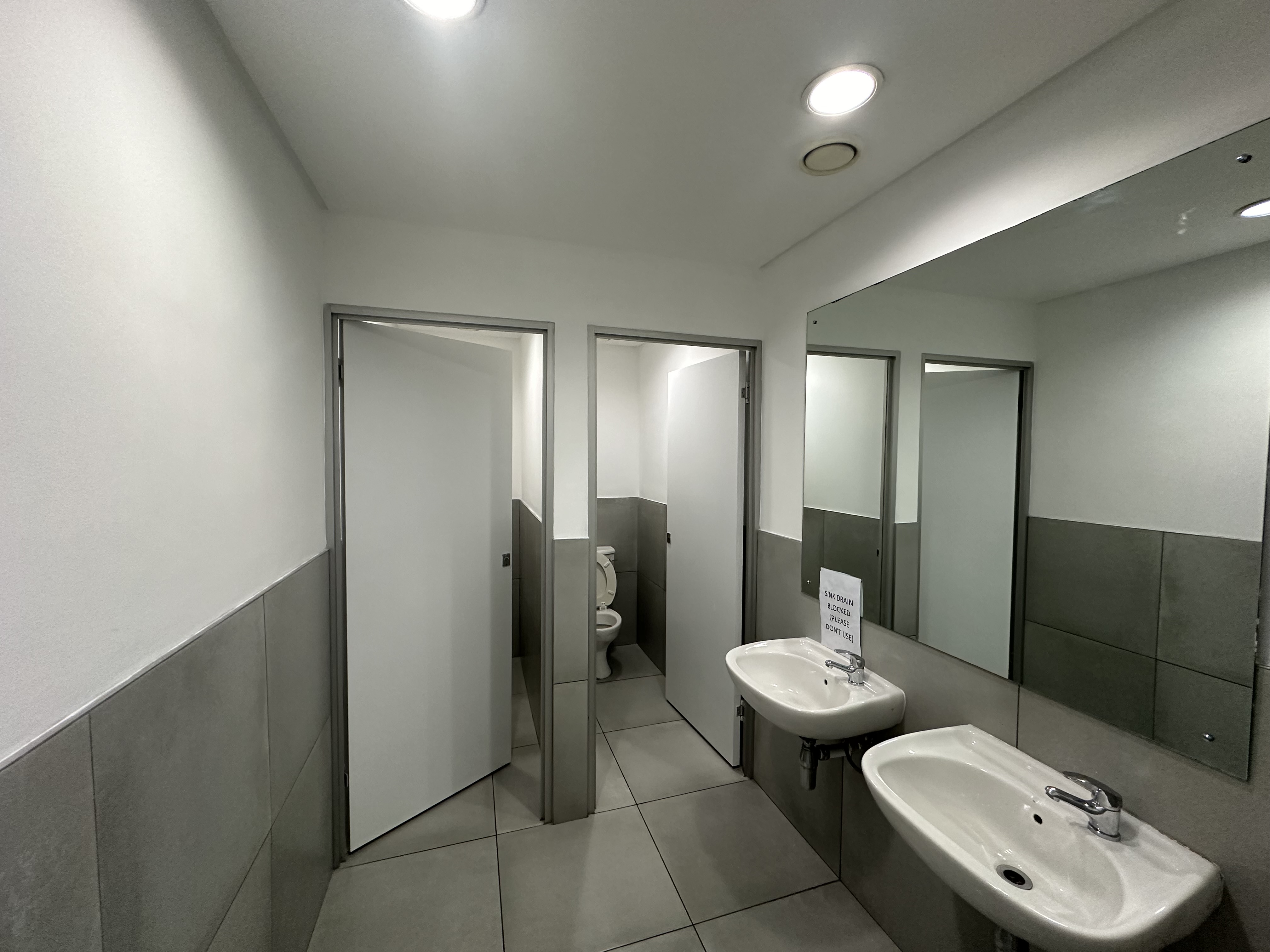 171m² Office Space to rent at Salga House in Cape Town CBD