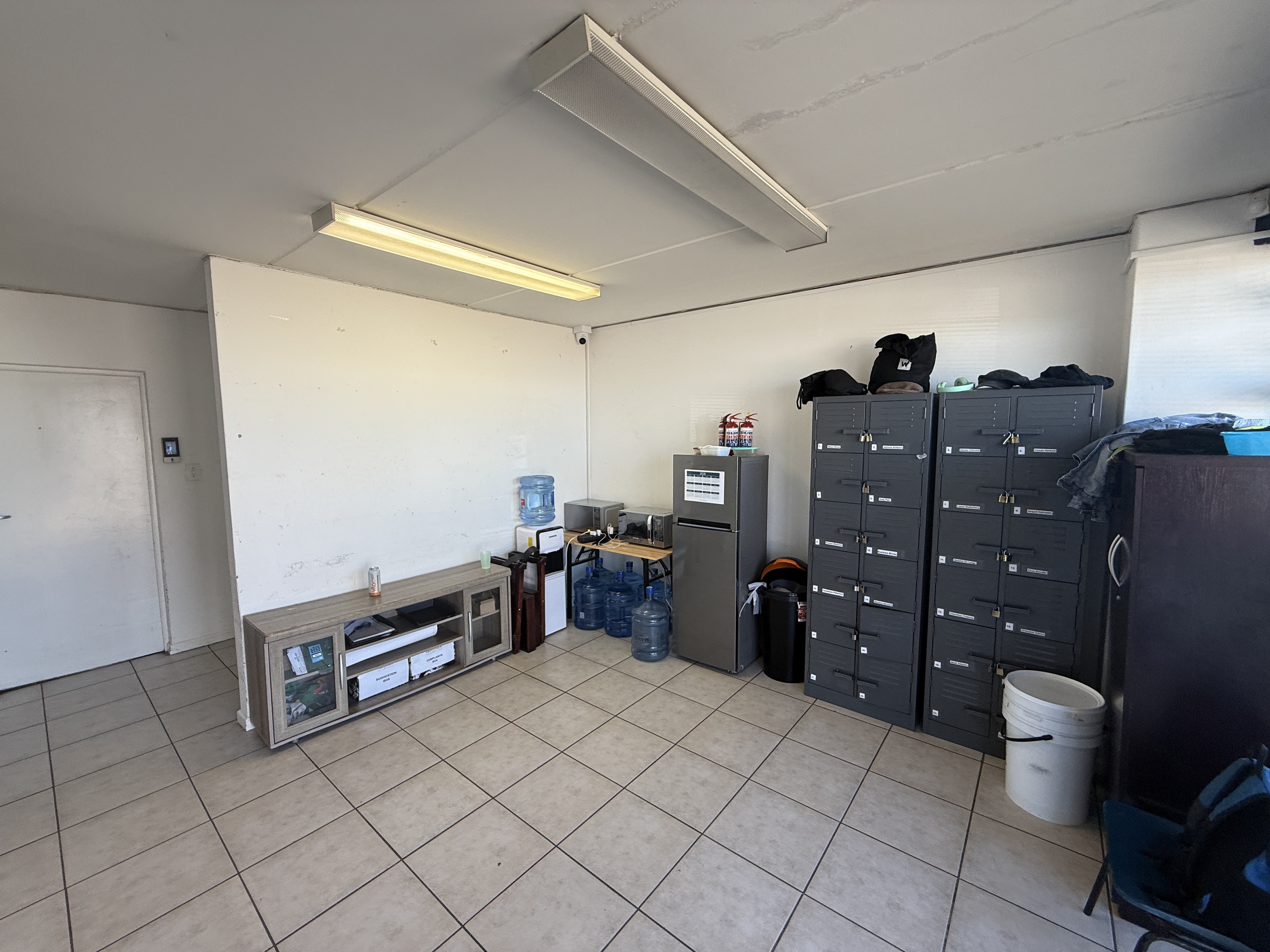 528m² Warehouse to rent at The Grove Business Park in Somerset West