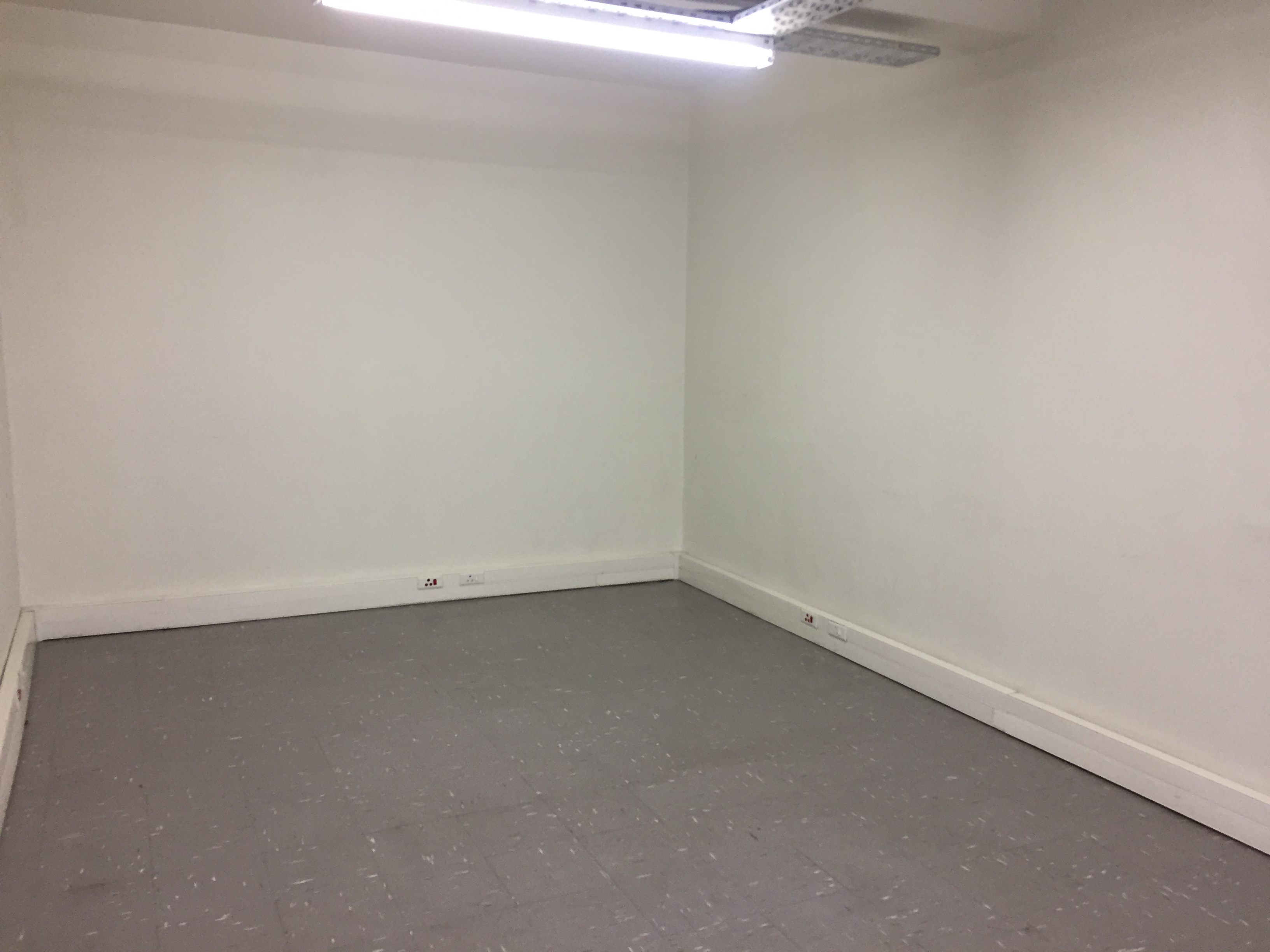 90m² Office Space to rent at The Landing in Cape Town CBD