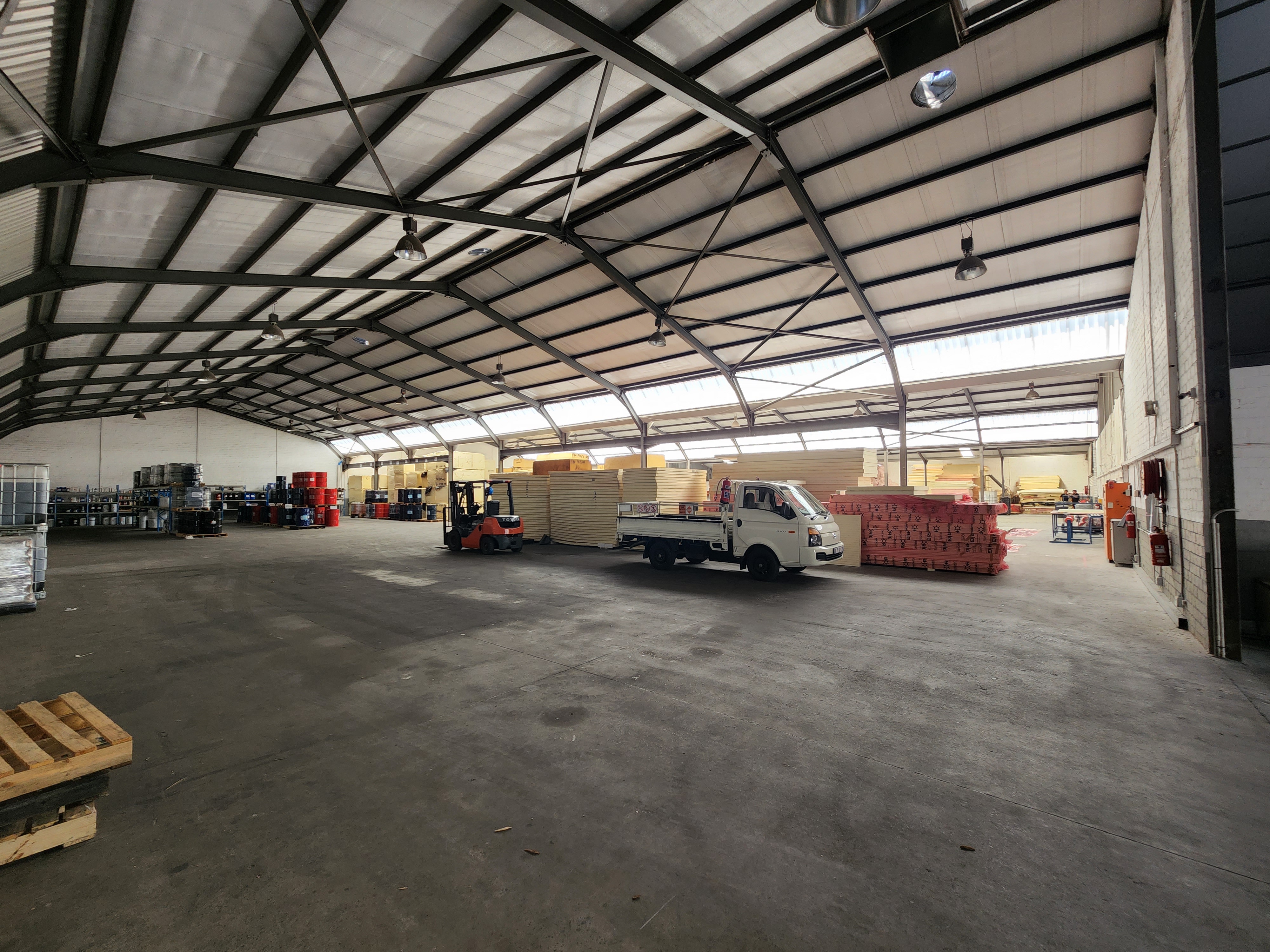 Warehouse to rent at 10 Lood Street - Brackenfell in Brackenfell