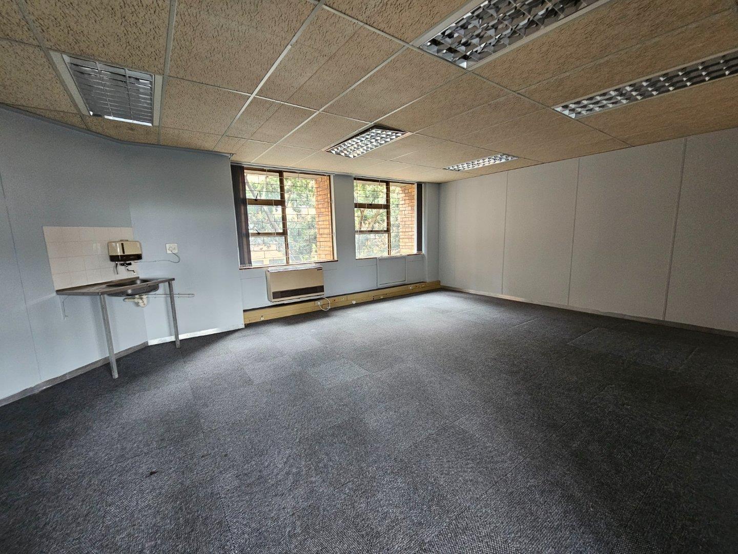 Office Space to rent at Louwville Place in Bellville CBD