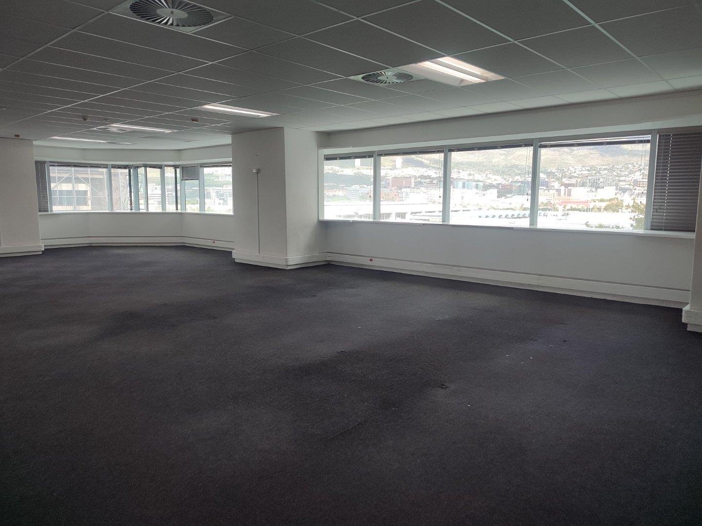 450m² Office Space to rent at The Towers  - Ex Standard Bank Centre in Cape Town CBD