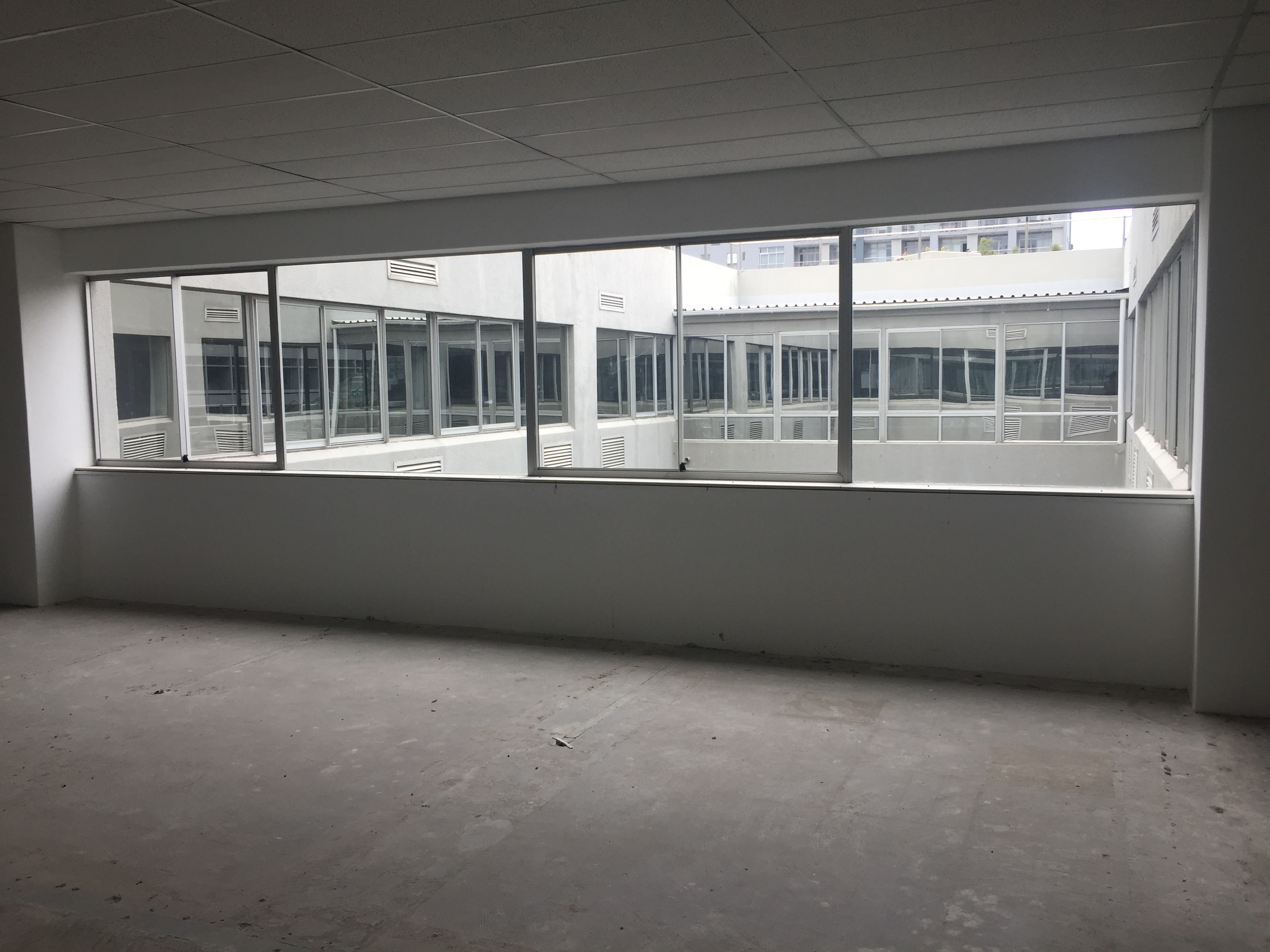 858m² Office Space to rent at 35 On Wale in Cape Town CBD