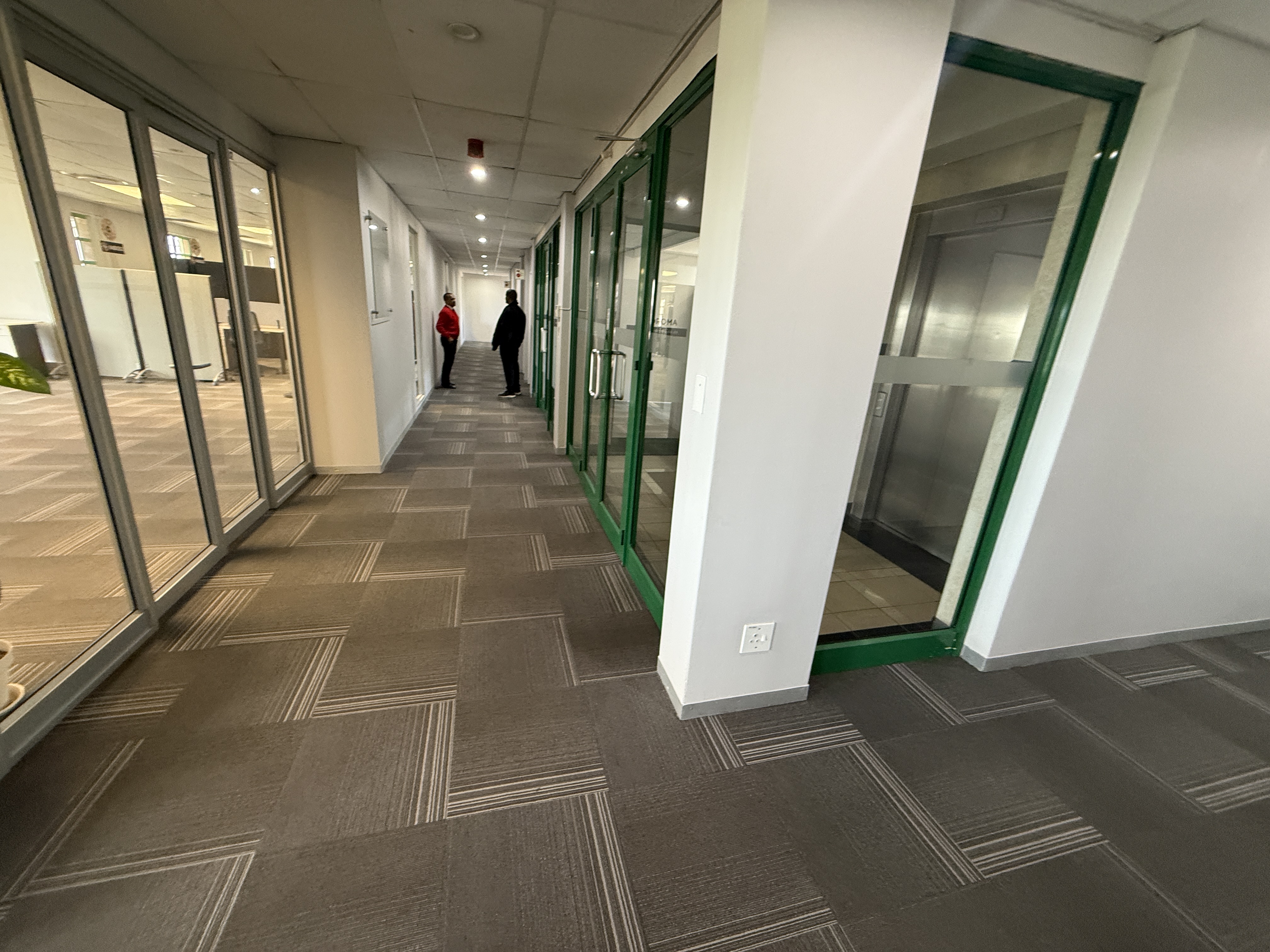 128m² Office Space to rent at Brookside Office Park in Claremont
