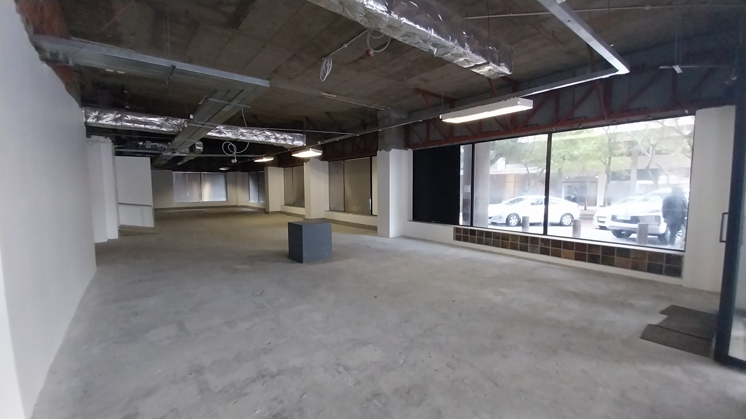 338m² Retail Shops to rent at Cape Town 166 in Cape Town CBD