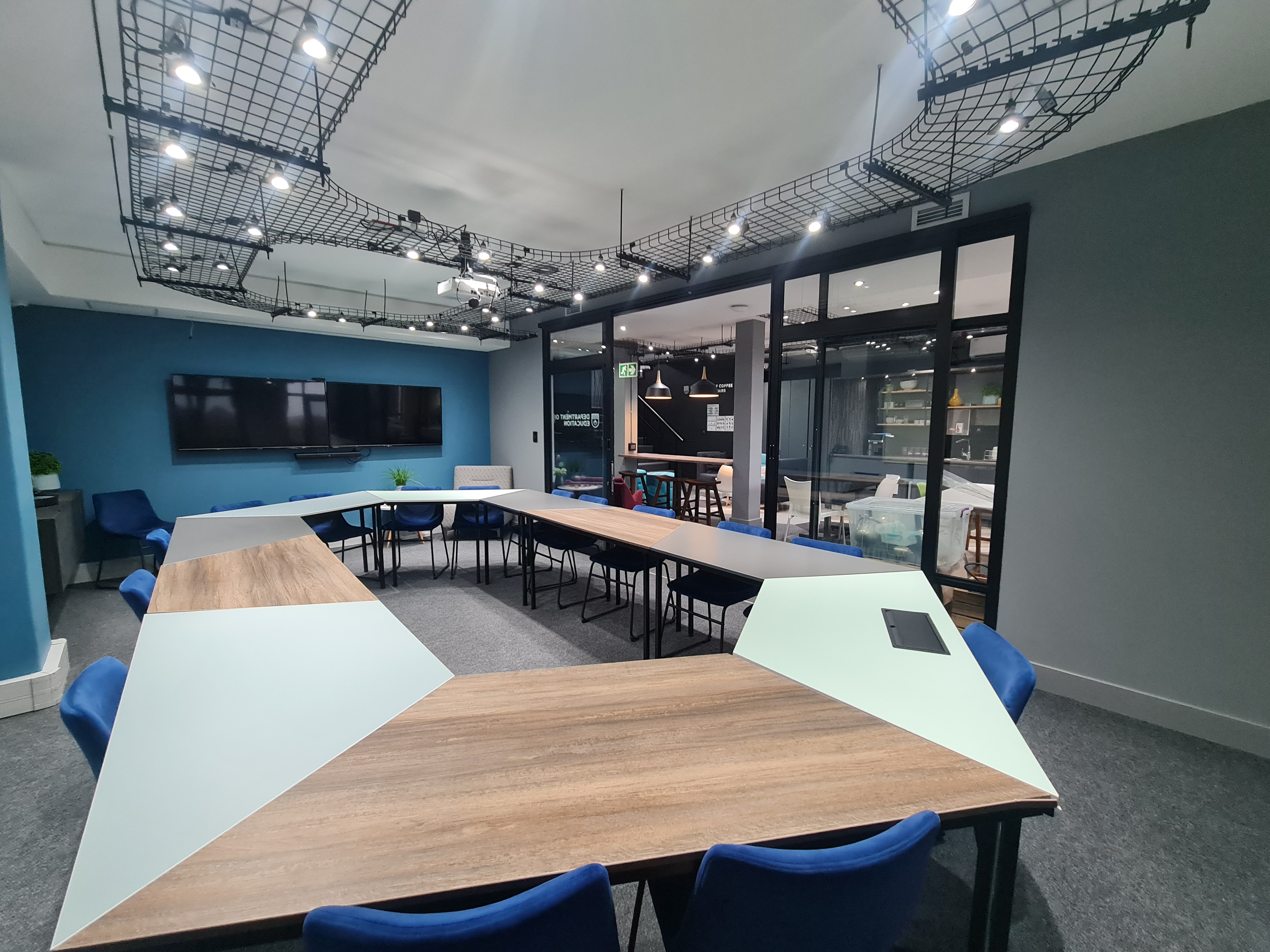 432m² Office Space to rent at Century Square in Century City