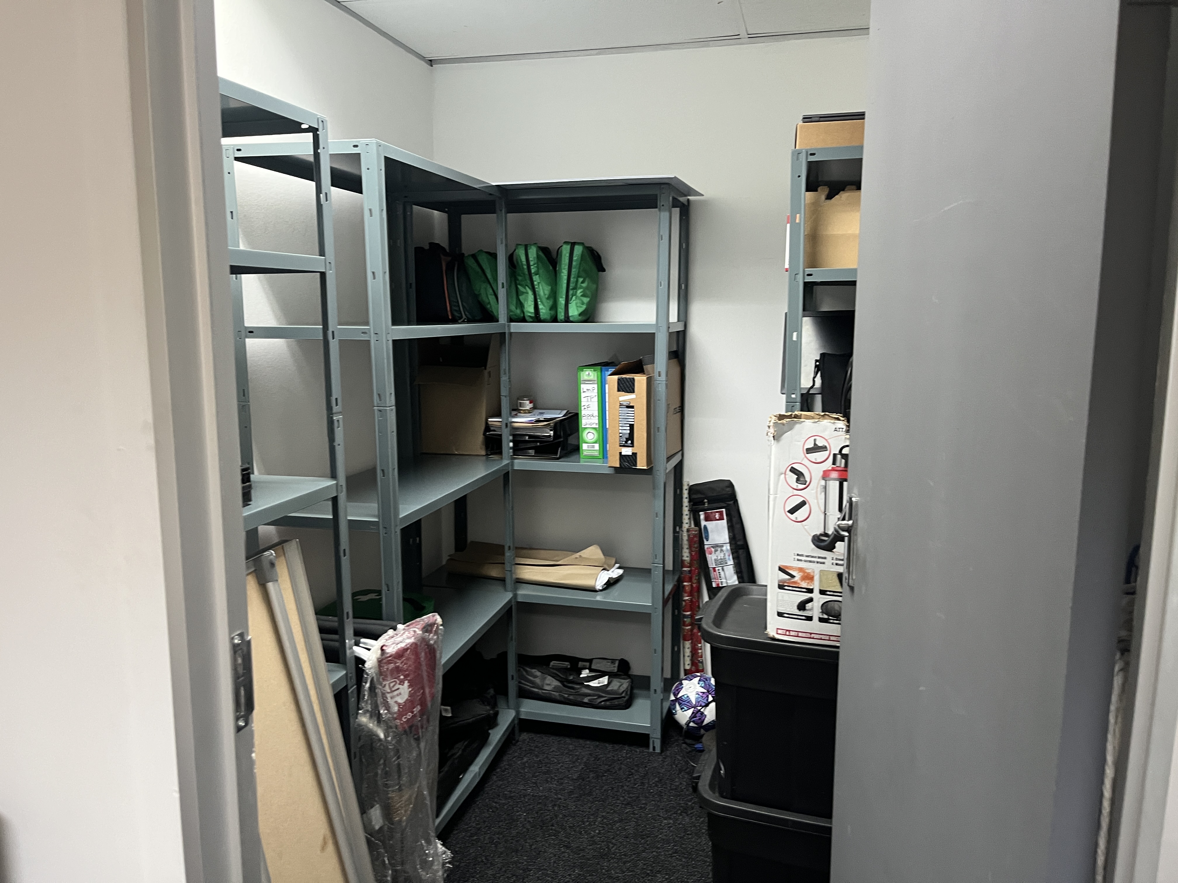 150m² Office Space to rent at Hurlingham Office Park in Hurlingham