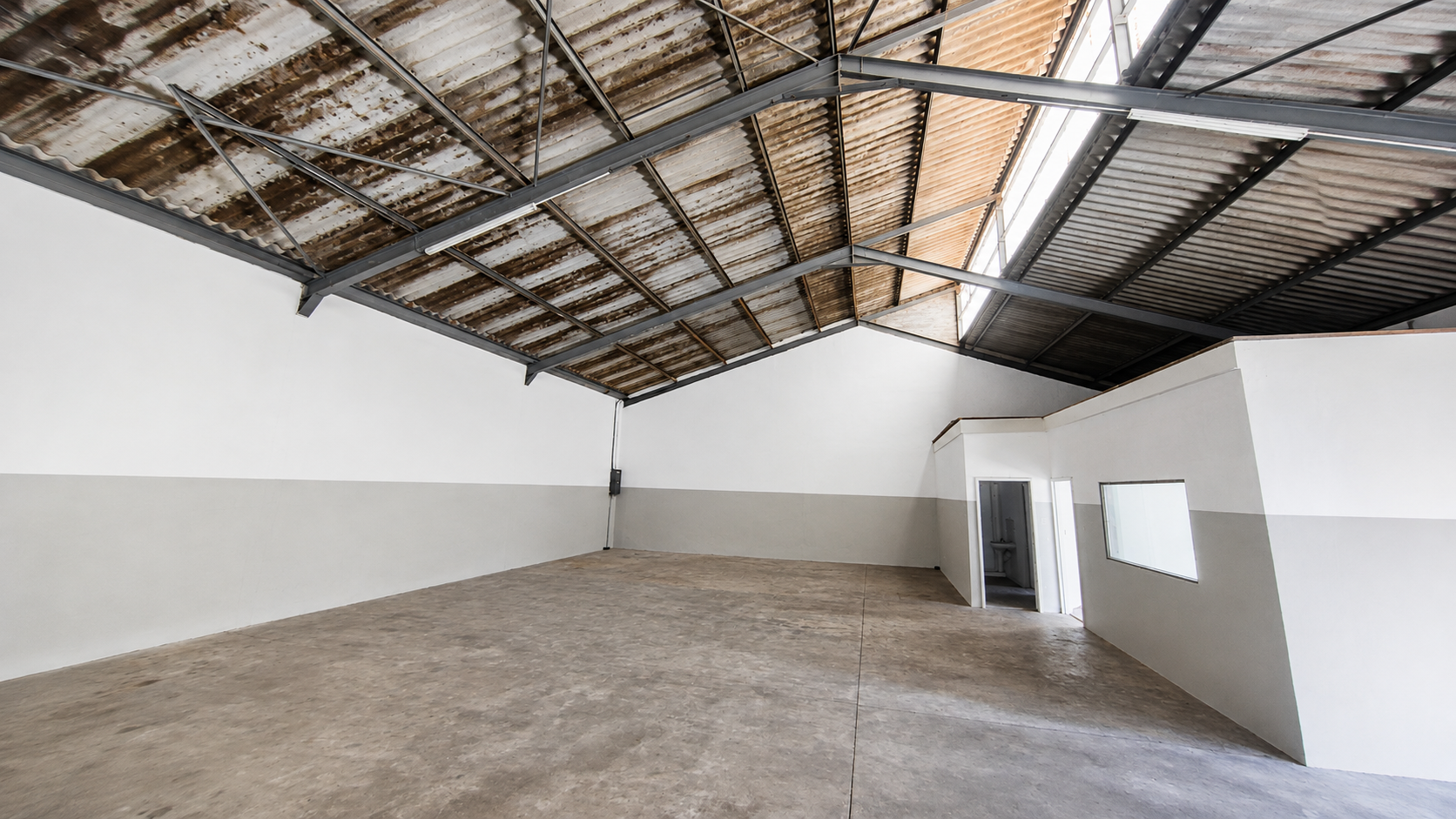 255m² Warehouse to rent at Hydro Park in Stikland