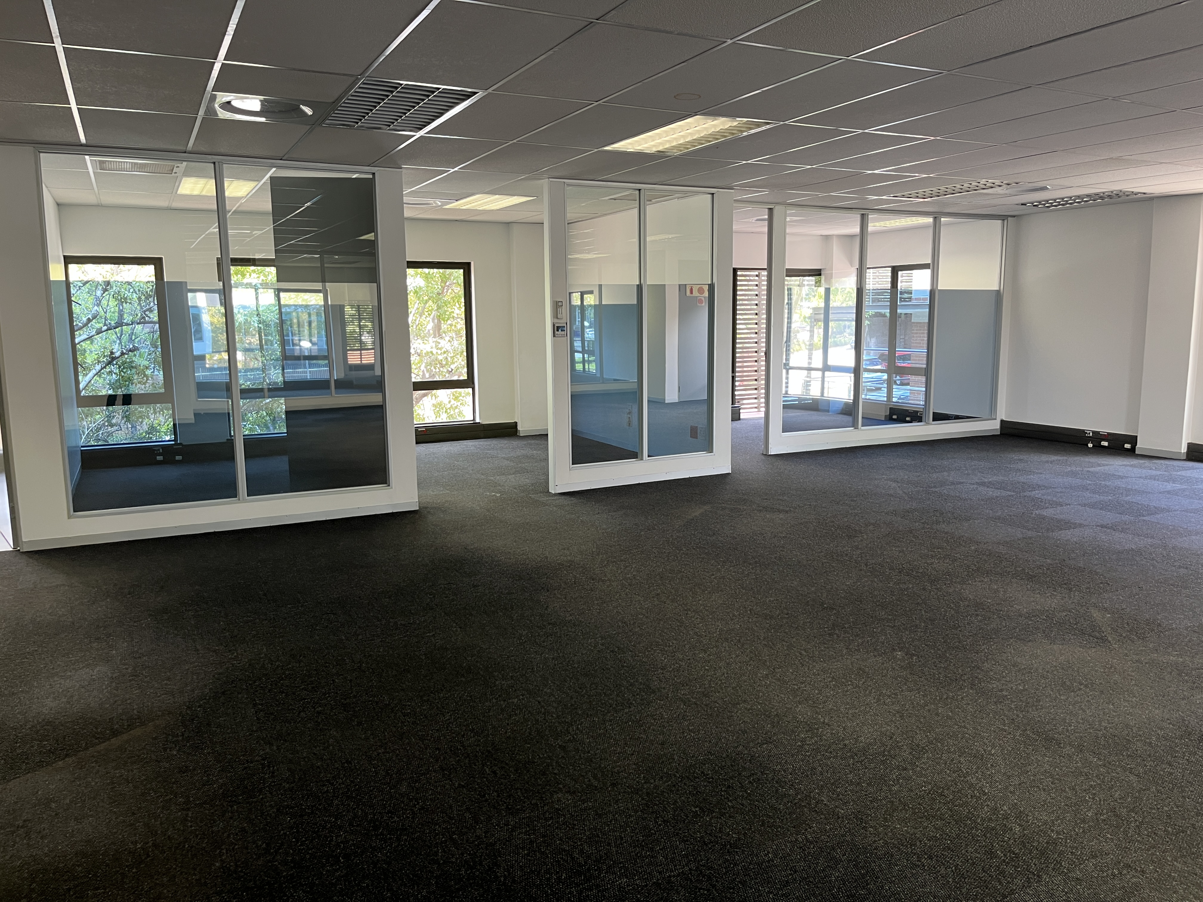 Office Space to rent at Little Fourways Office Park in Magaliessig