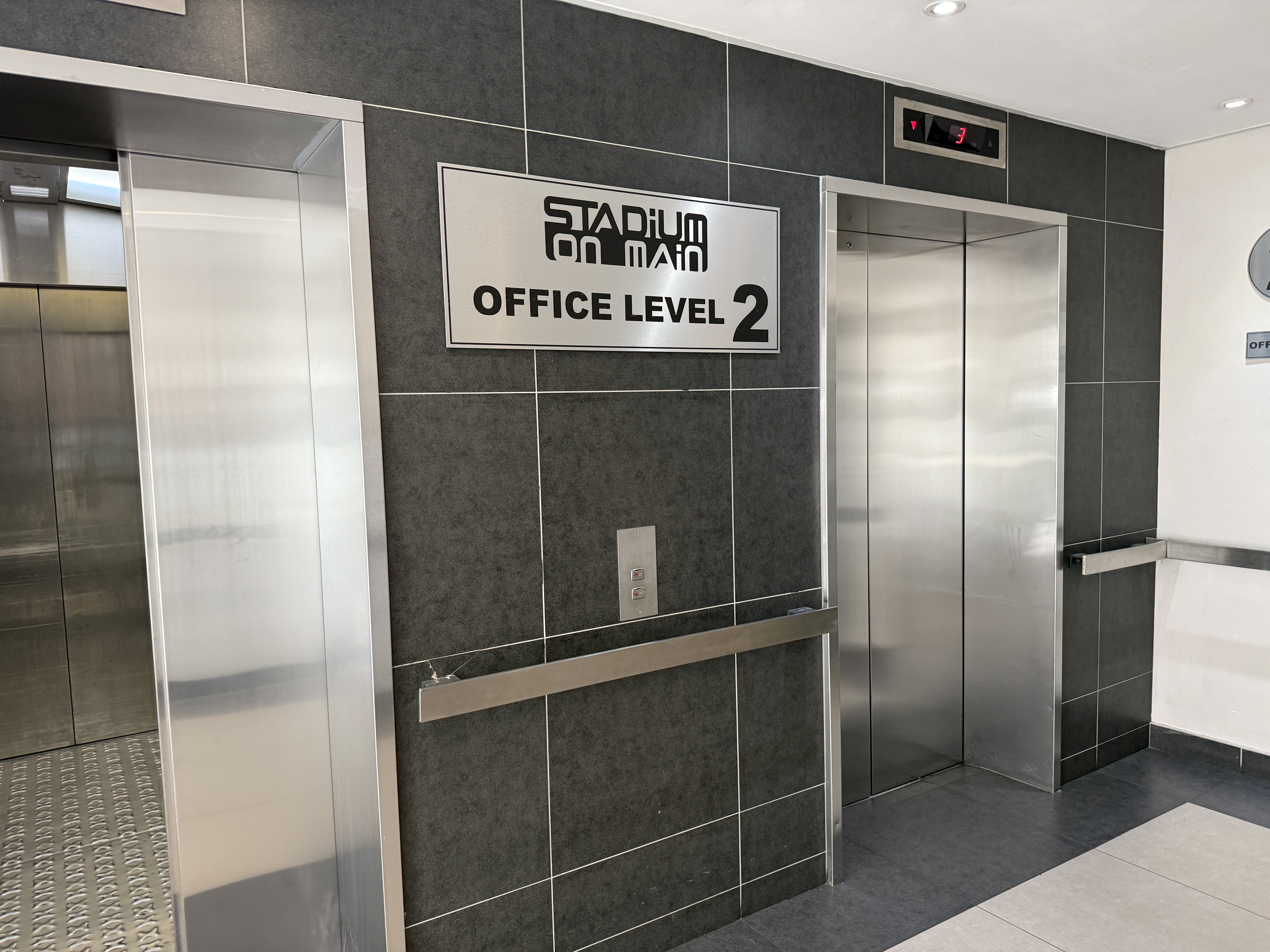 510m² Office Space to rent at Stadium On Main in Claremont