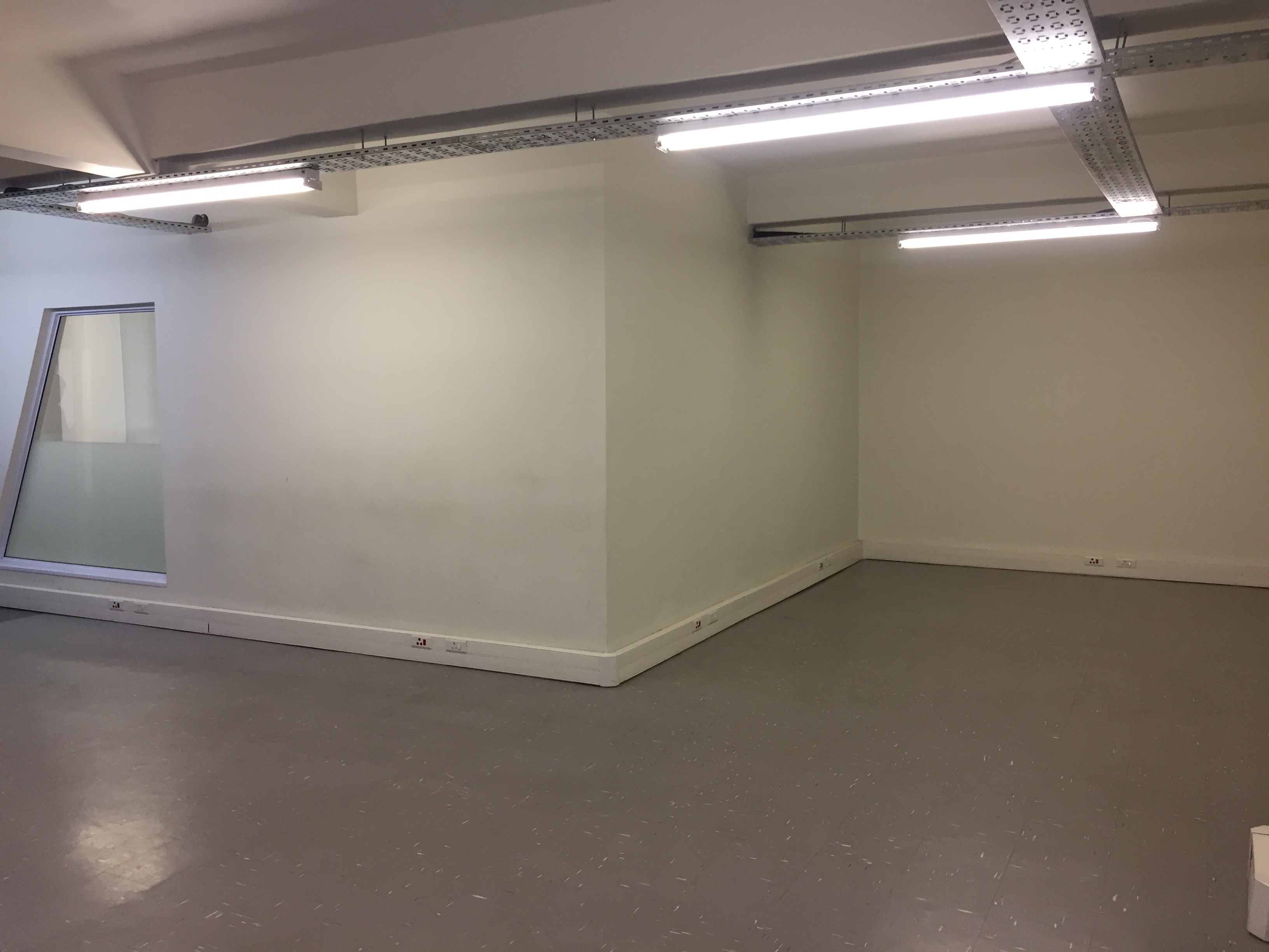 90m² Office Space to rent at The Landing in Cape Town CBD