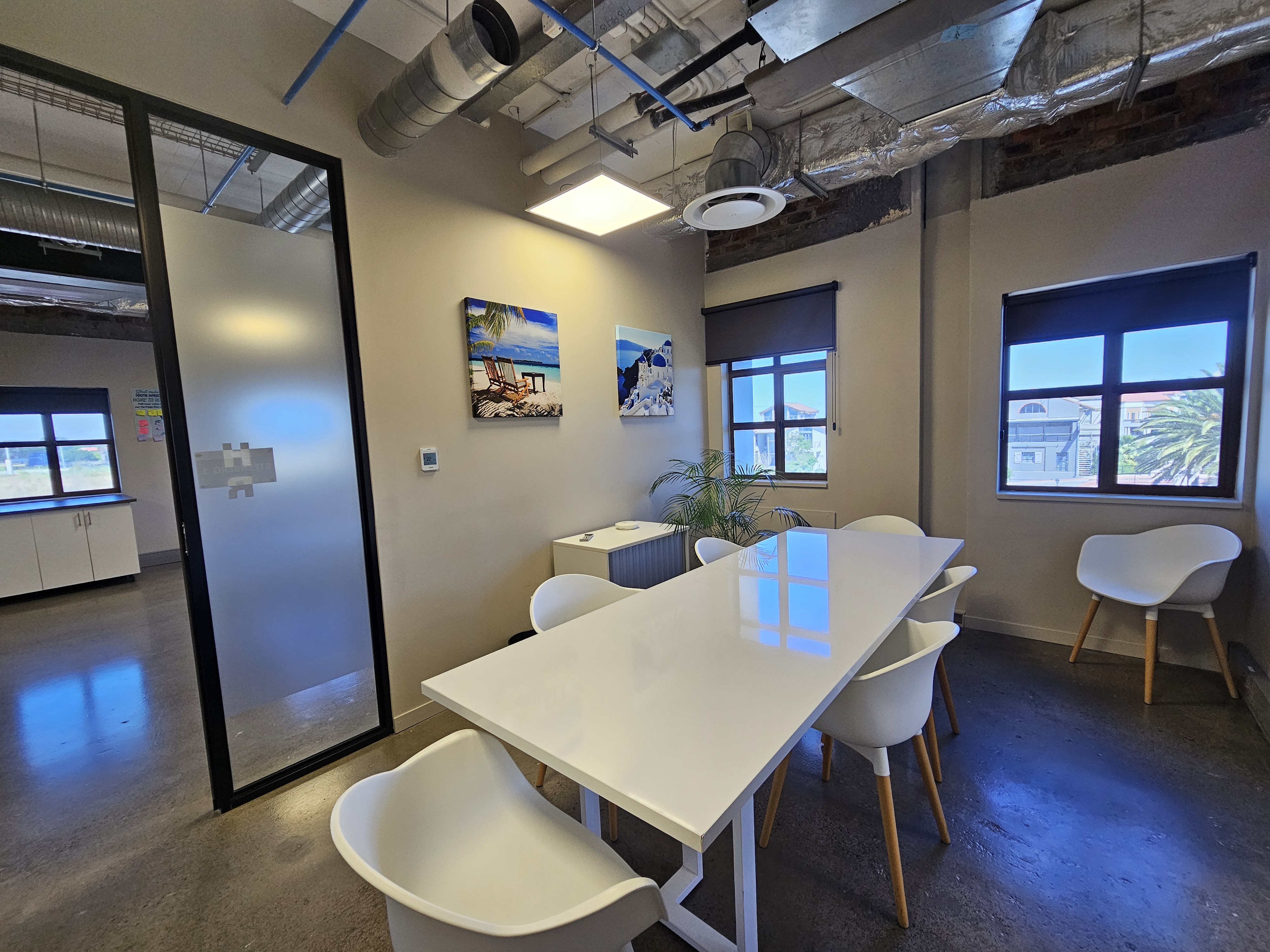 886m² Office Space to rent at Waterhouse Place (ex PWC Building) in Century City