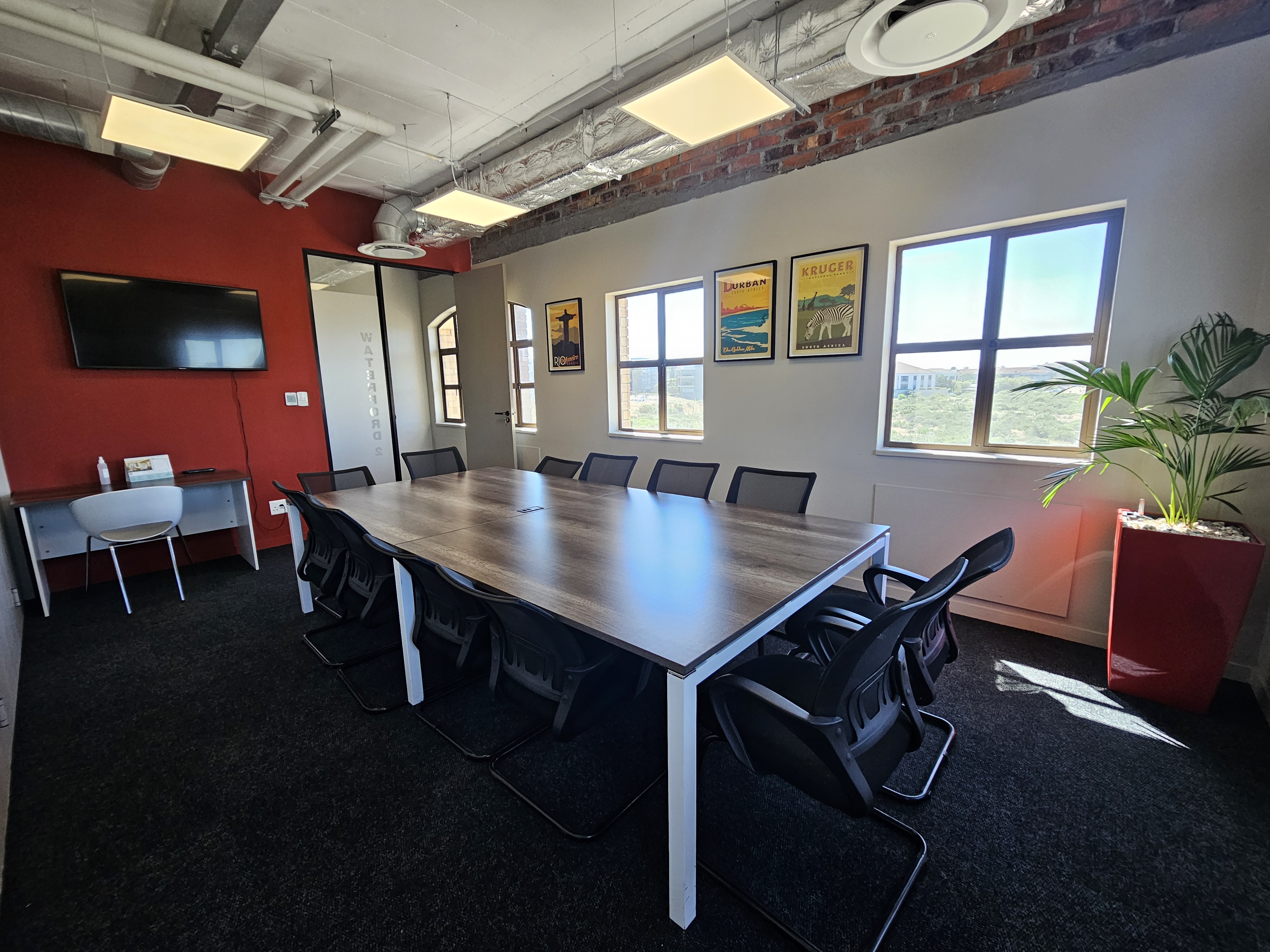 886m² Office Space to rent at Waterhouse Place (ex PWC Building) in Century City
