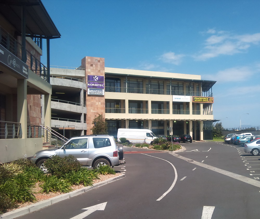 Retail Shops to rent at M5 Business Park in Maitland