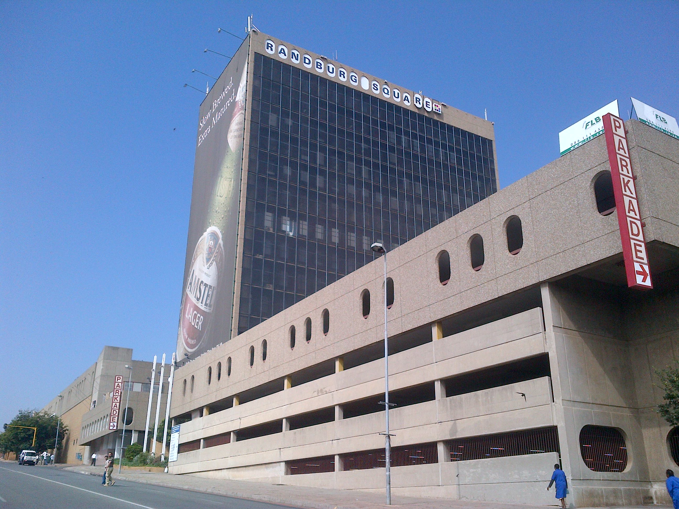 1 002m² Office Space to rent at Randburg Square Offices in Ferndale