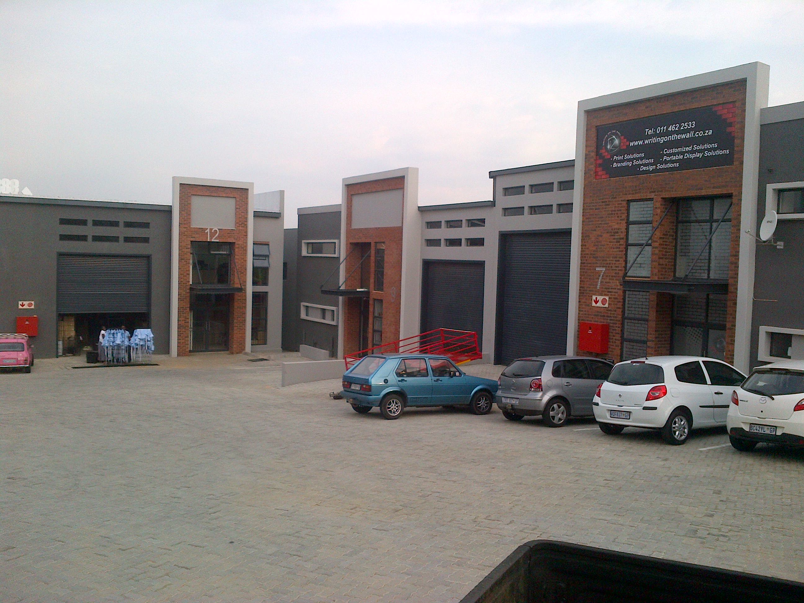 Warehouse to rent at Meadowbrook Industrial Park Campora in Olivedale