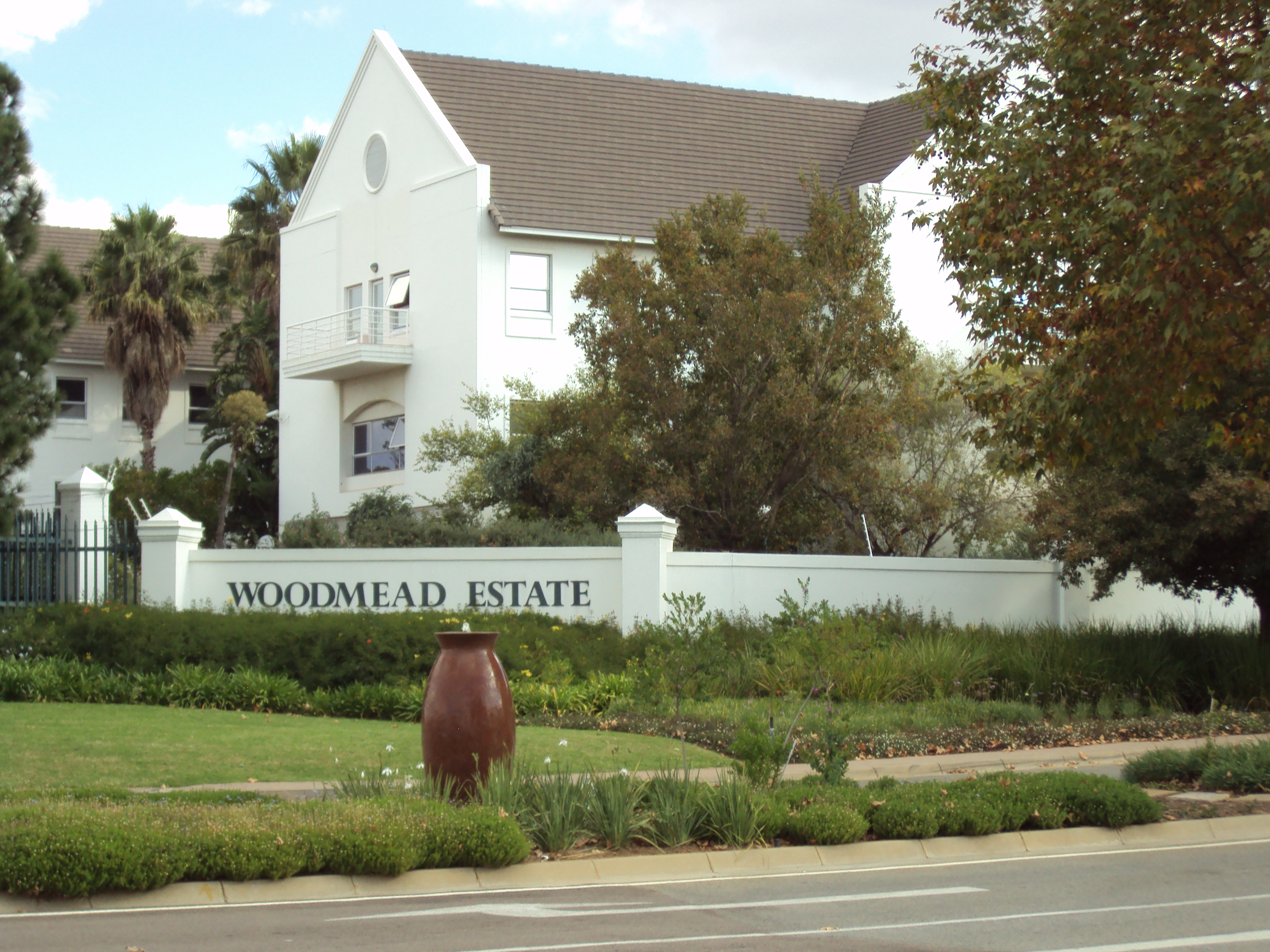 Office Space to rent at Woodmead Estate in Woodmead