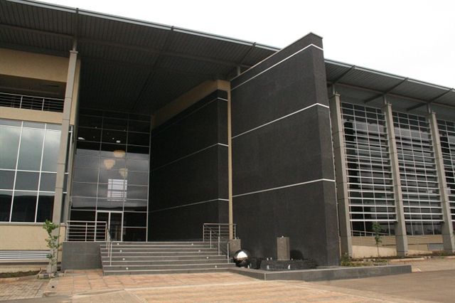 5 854m² Office Space to rent at Eco Glades 2 in Highveld Techno Park