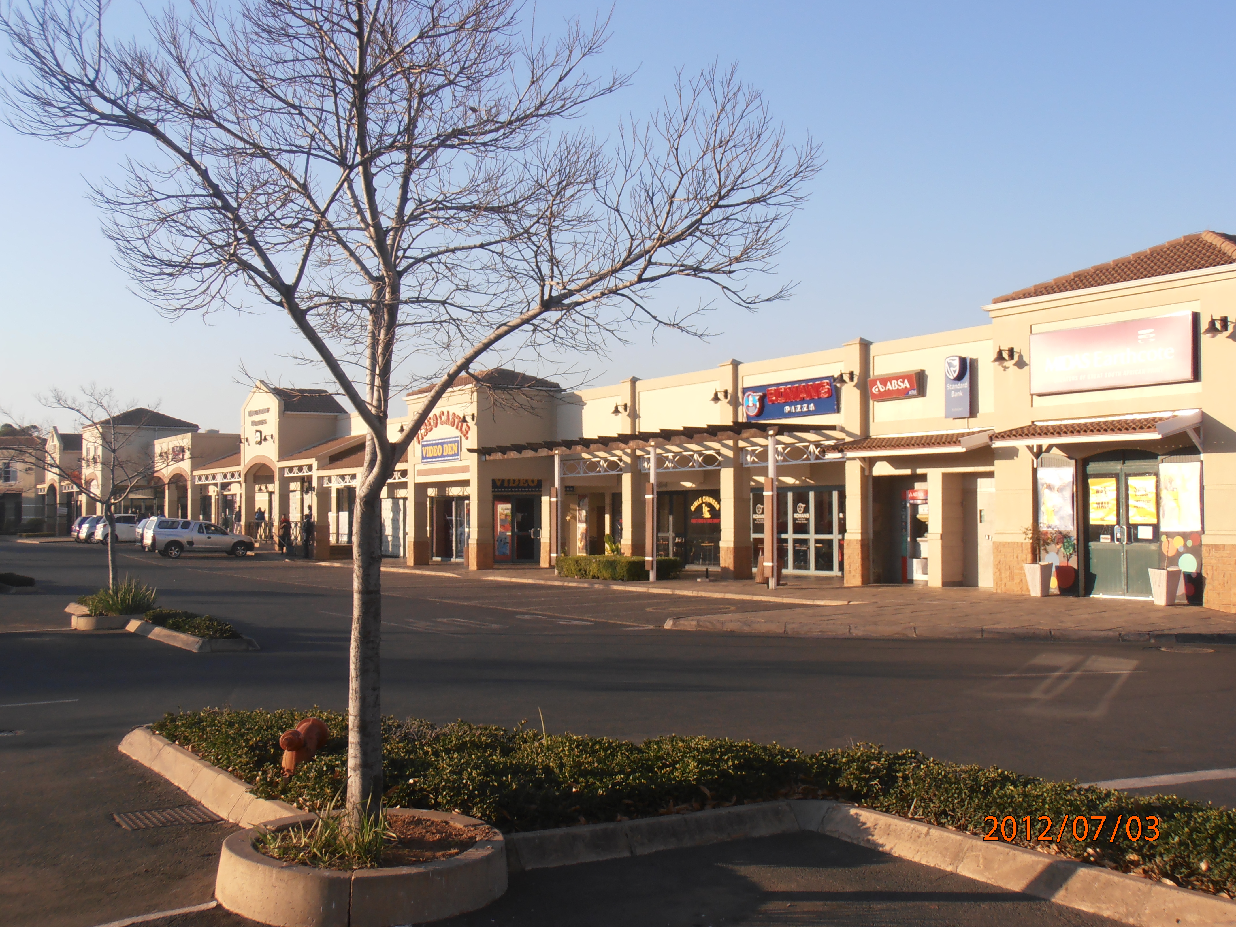 Retail Shops to rent at Waterkloof Ridge Shopping Centre in Waterkloof
