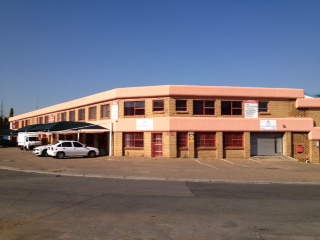 Warehouse to rent at Staceylee Industrial Park in Jet Park