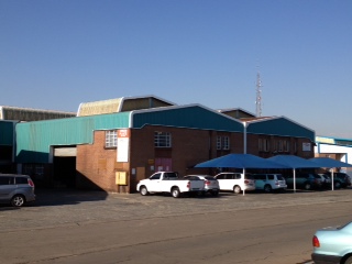 306m² Warehouse to rent at Orion Place in Jet Park