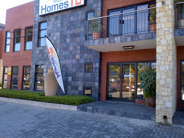 278m² Office Space to rent at Carlswald Decor Centre in Halfway Gardens