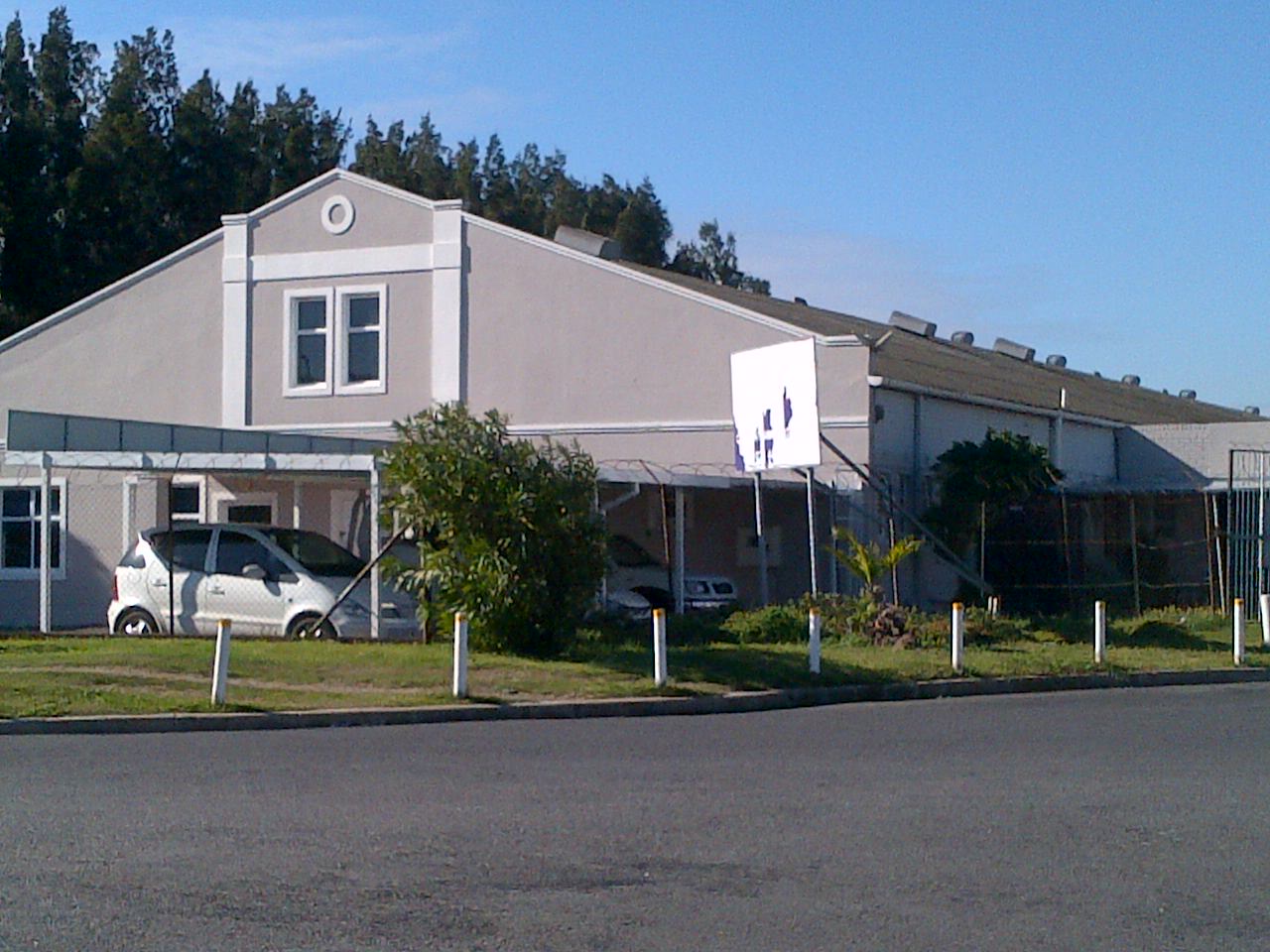 Warehouse to rent at 19 Benbow Avenue in Epping Industrial