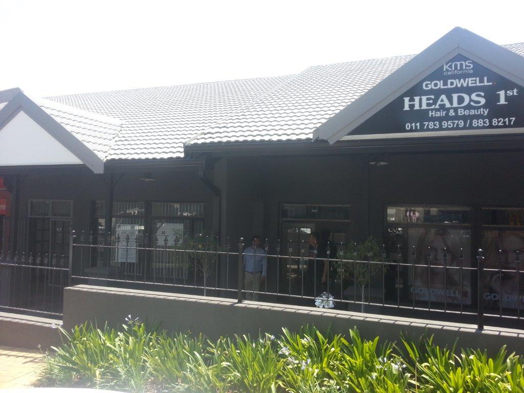 90m² Office Space to rent at Parkmore Square in Parkmore
