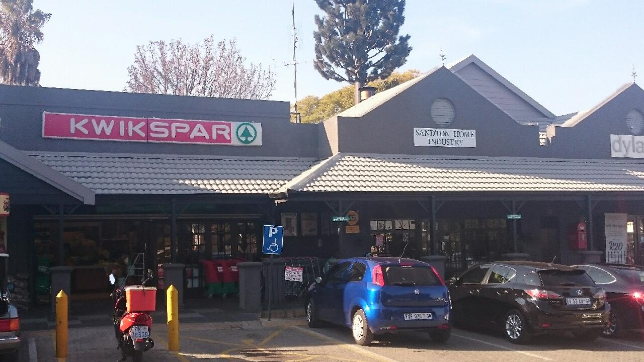 90m² Office Space to rent at Parkmore Square in Parkmore