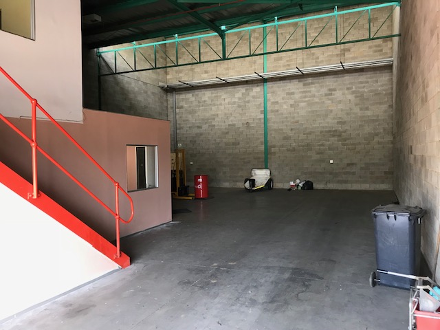 Warehouse to rent at Knightsgate Industrial  Park in Germiston