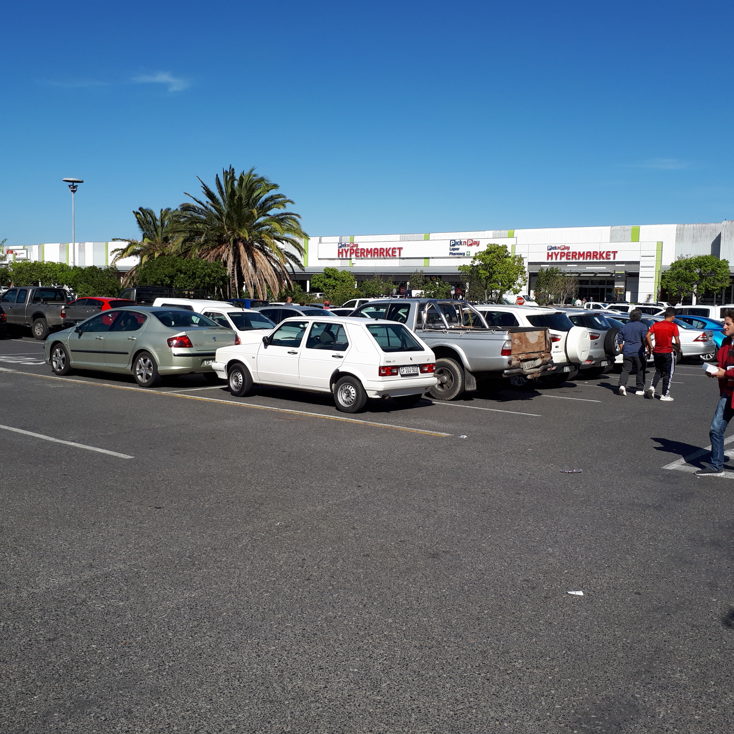 124m² Retail Shops to rent at Brackenfell Hyper in Brackenfell