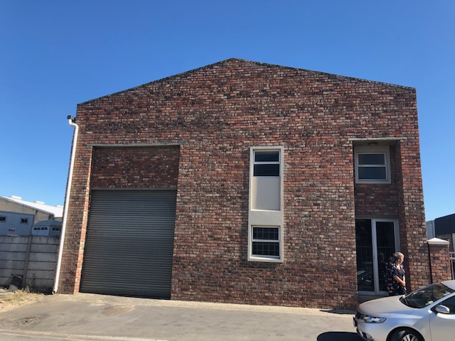 Warehouse to rent at Clarkson Square in Strand