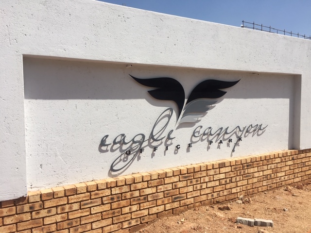 322m² Office Space to rent at Eagle Canyon Office Park in Randpark Ridge
