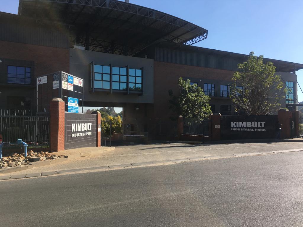 200m² Office Space to rent at Kimbuilt Industrial Park in Laser Park