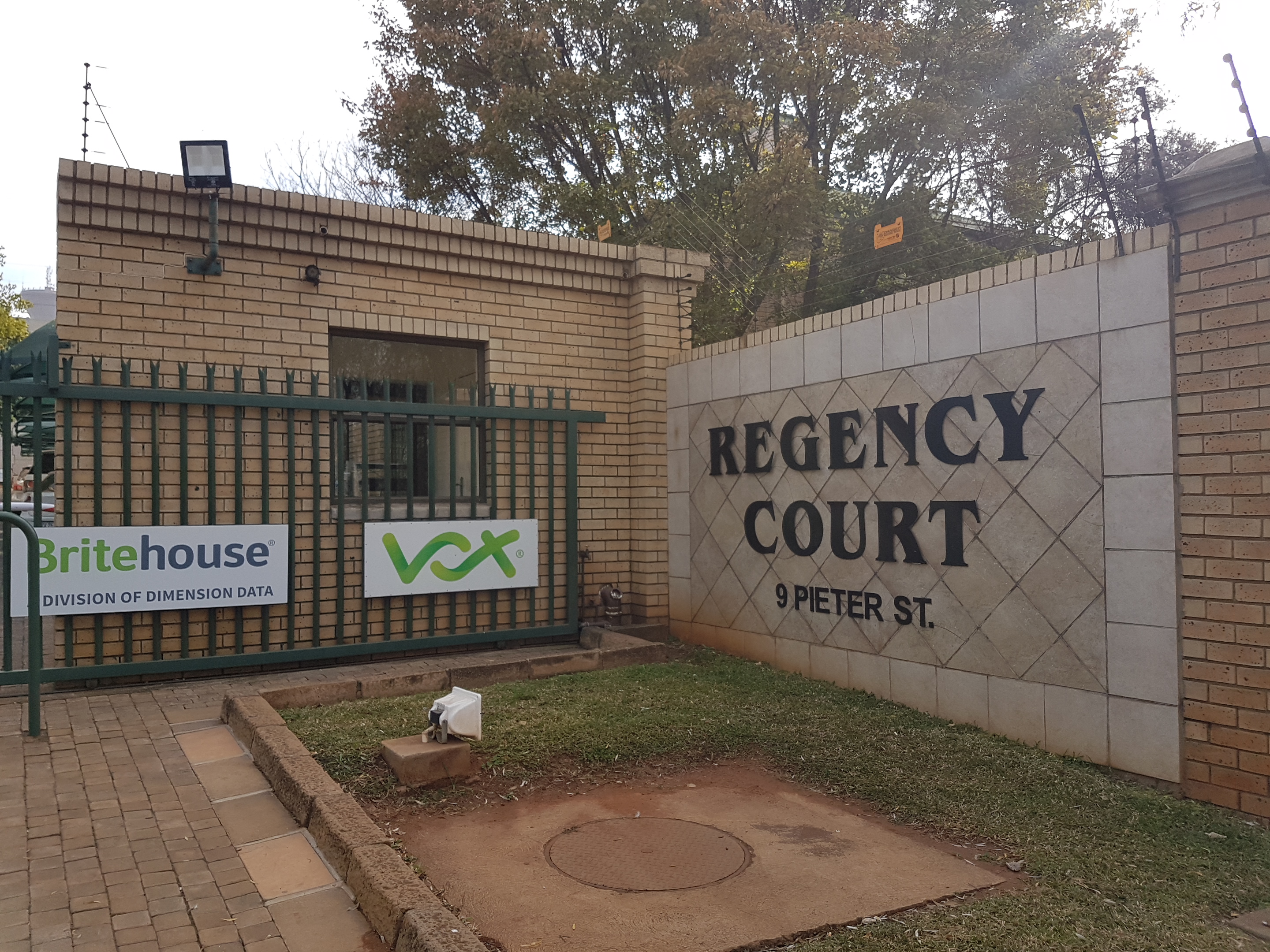900m² Office Space to rent at Regency Court (Highveld Techno Park) in Highveld Techno Park