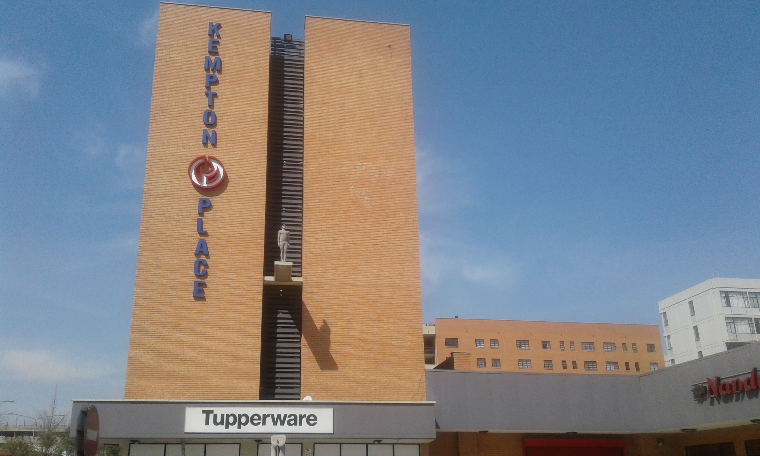 Retail Shops to rent at Kempton Place in Kempton Park