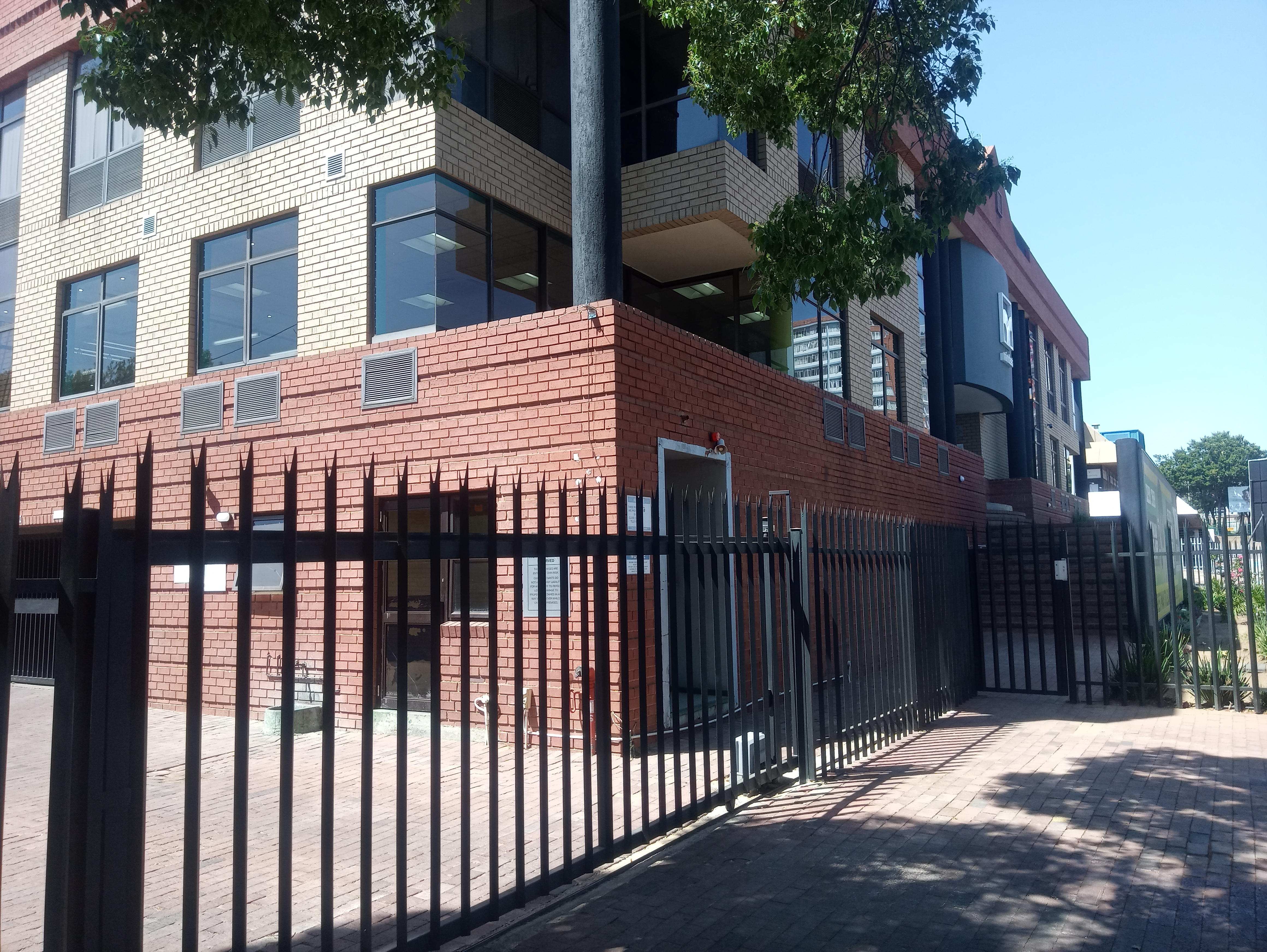 700m² Office Space to rent at Erf 4/732 Randburg in Ferndale