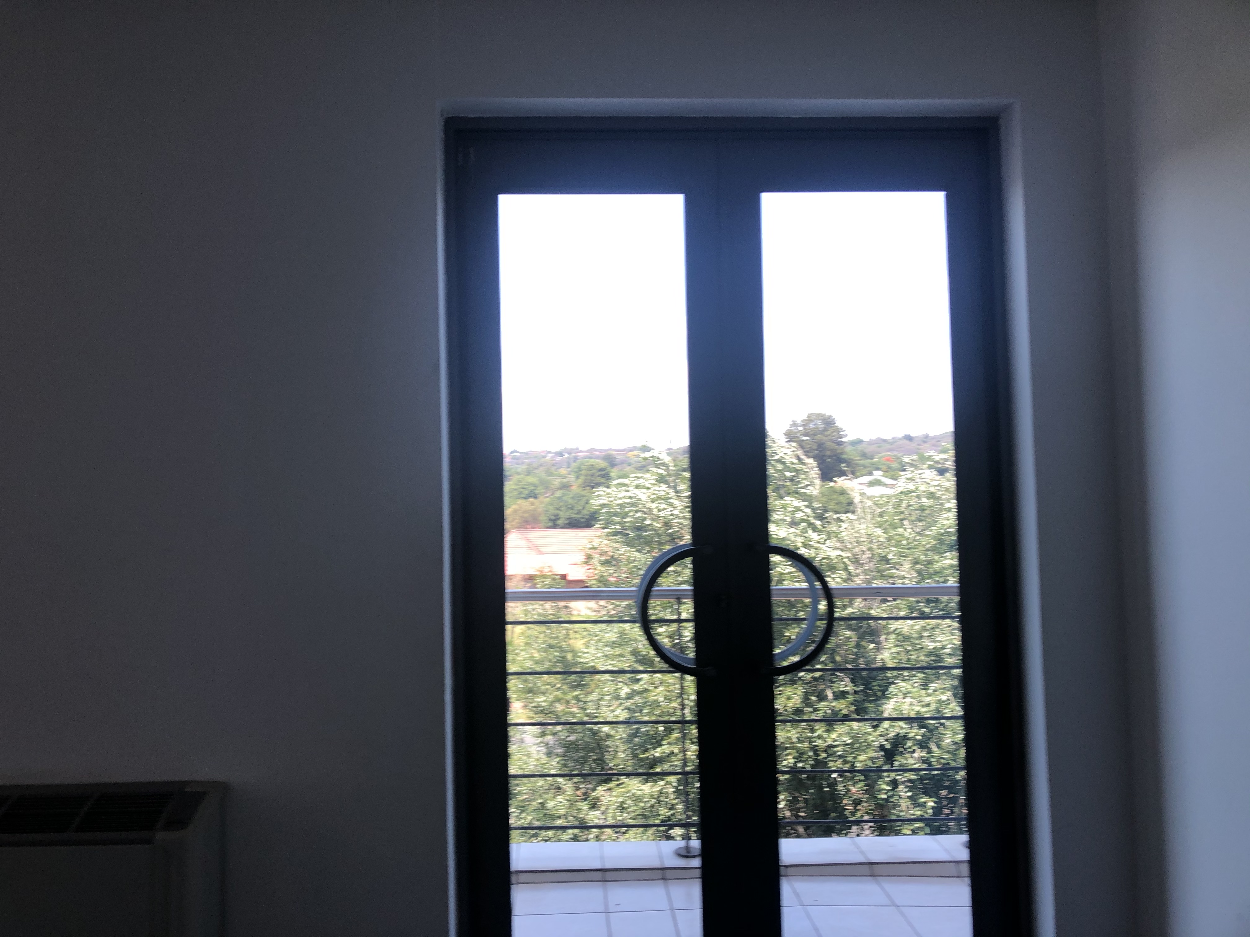 Office Space to rent at Santos Building in Bruma