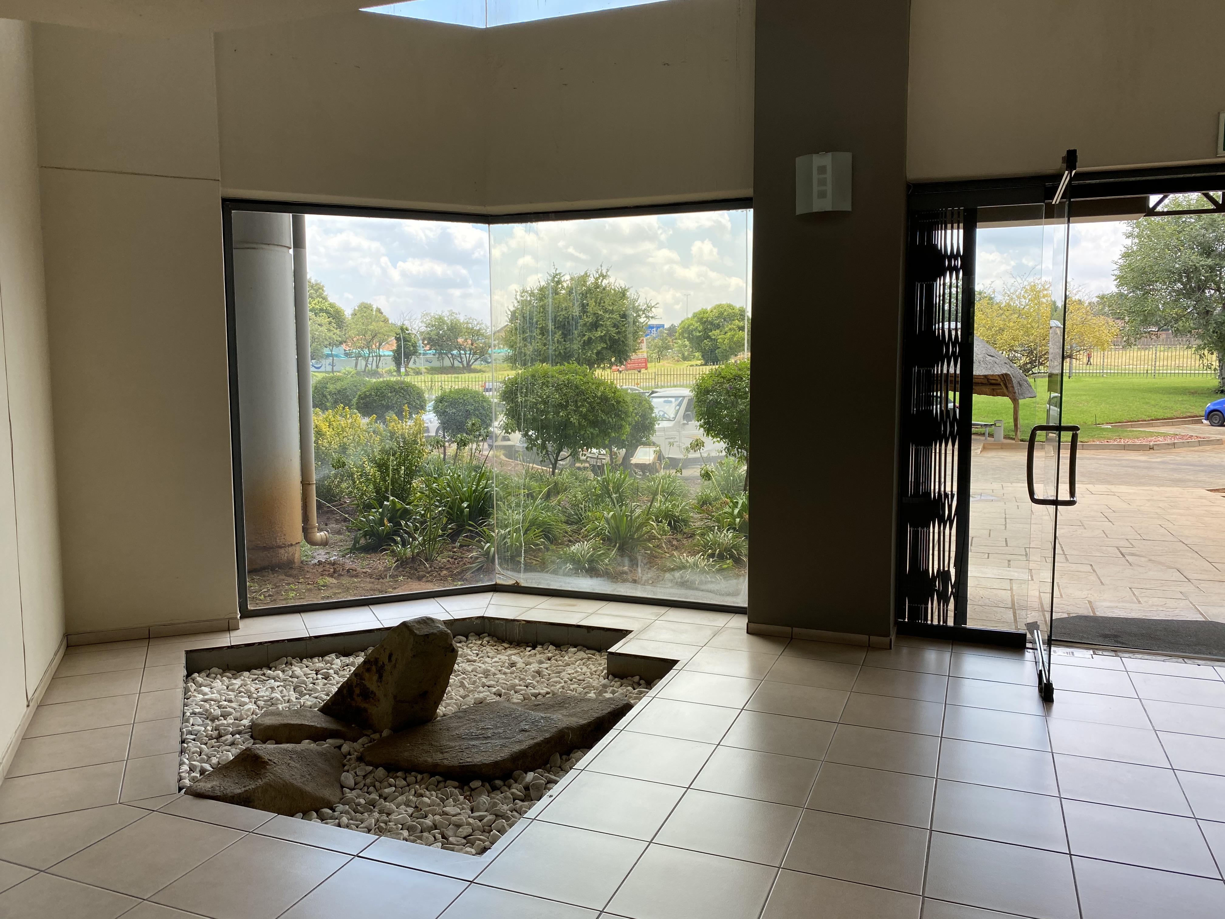 105m² Office Space to rent at Voltex House in Bruma