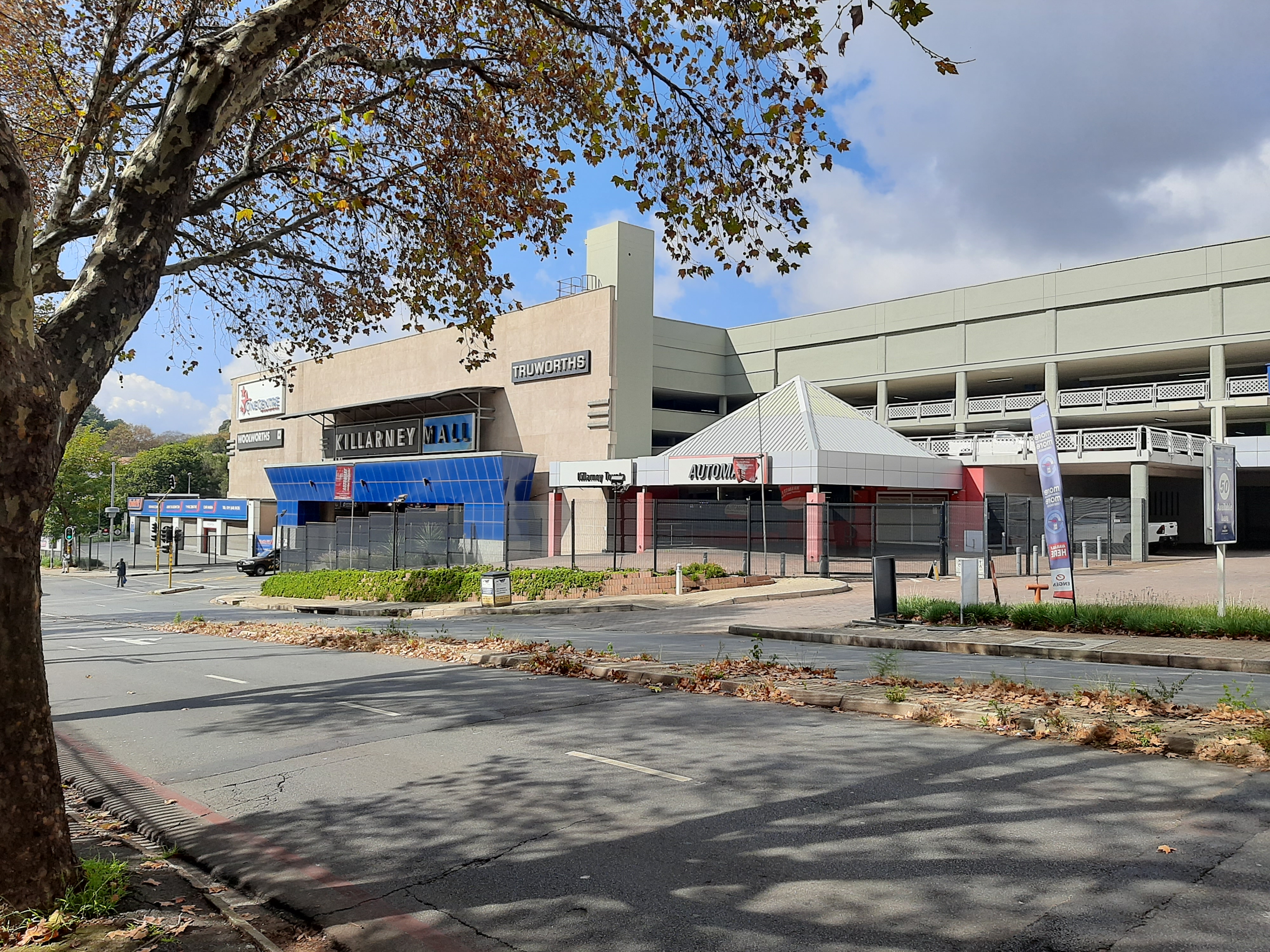3 231m² Retail Shops to rent at Killarney Mall in Killarney