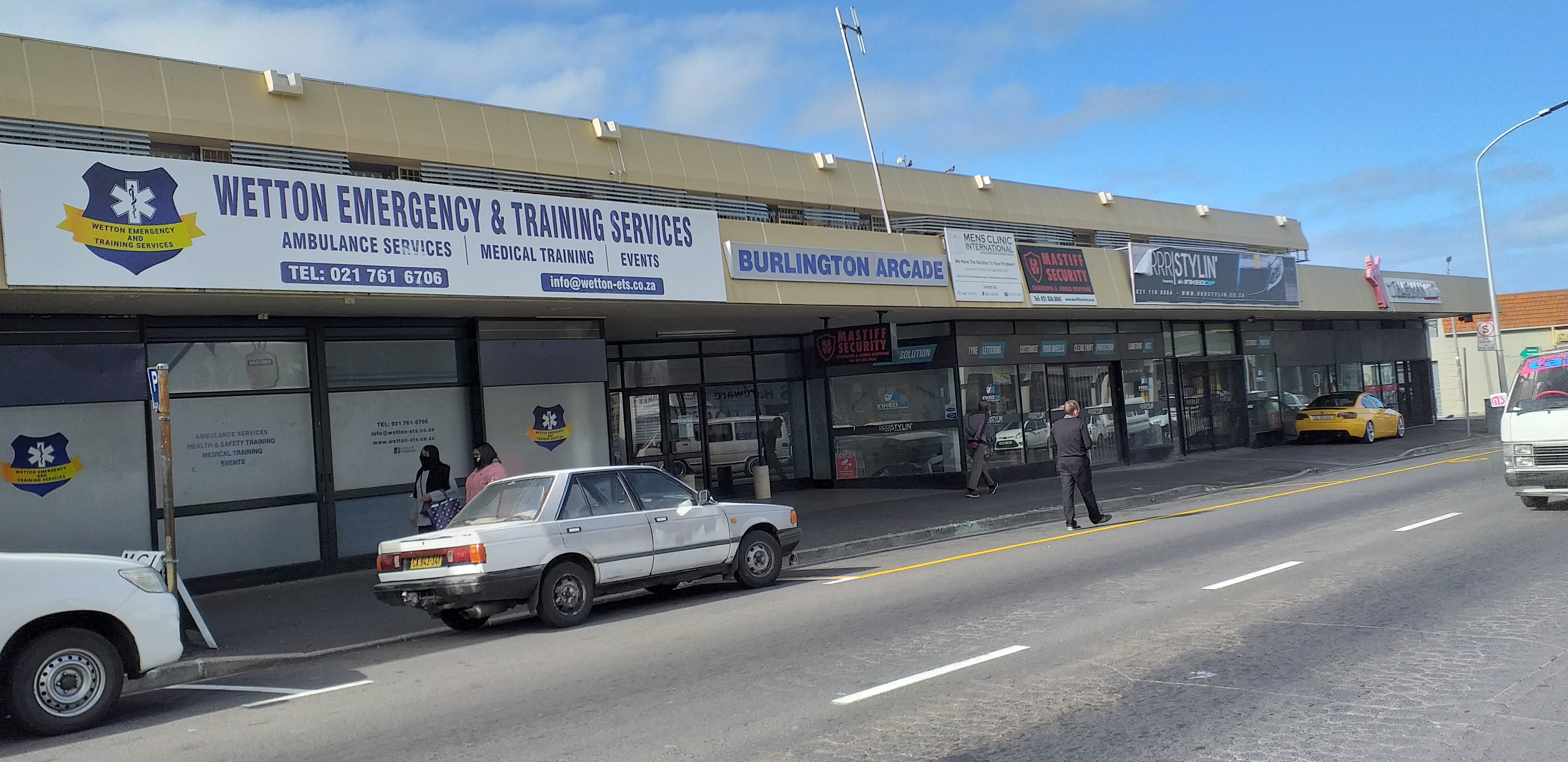 87m² Office Space to rent at Burlington Arcade in Wynberg